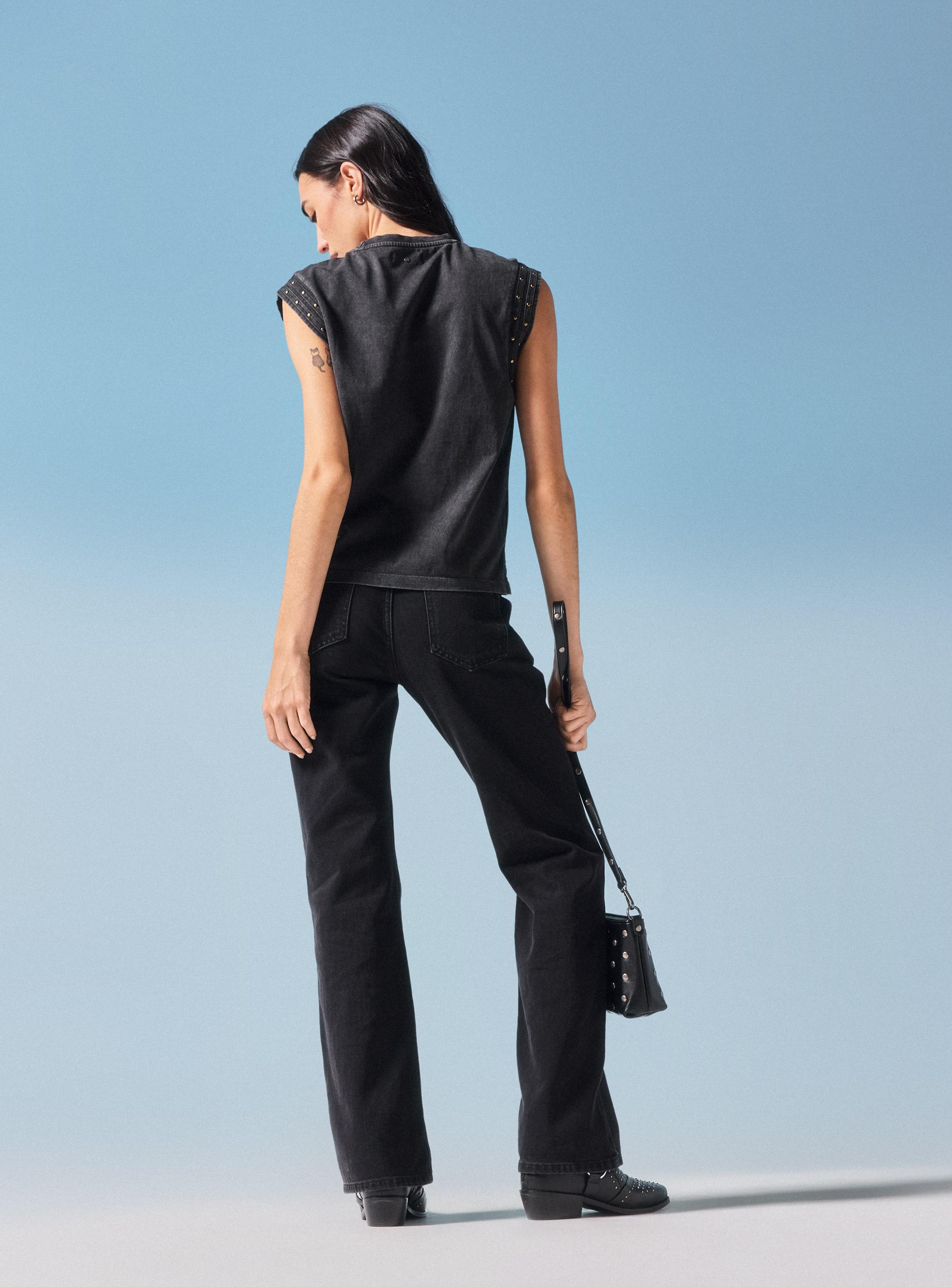 Polera sin Mangas Tachas-5