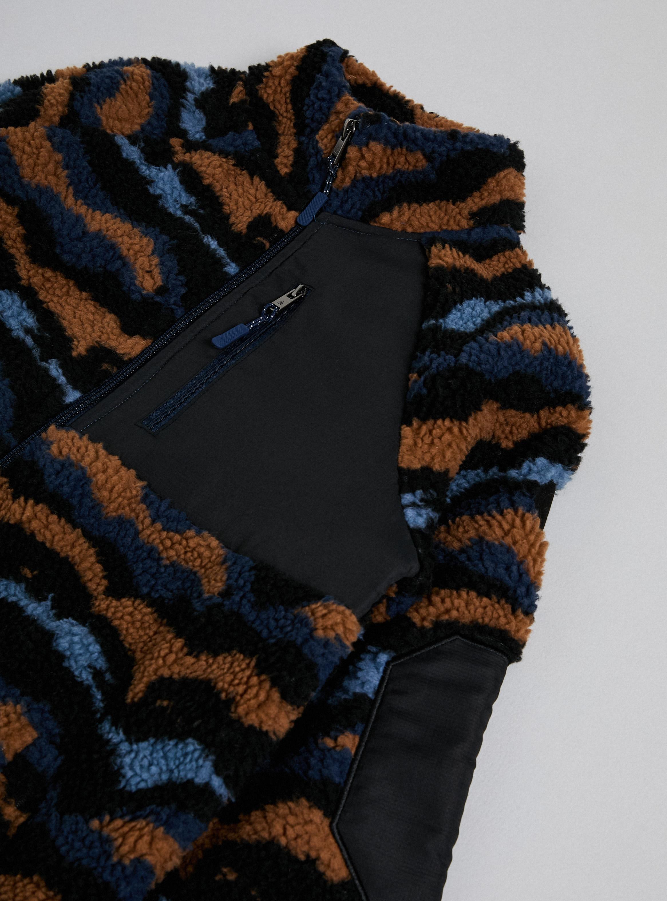 Polerón Polar Detalle Nylon con Interior Micropolar-3