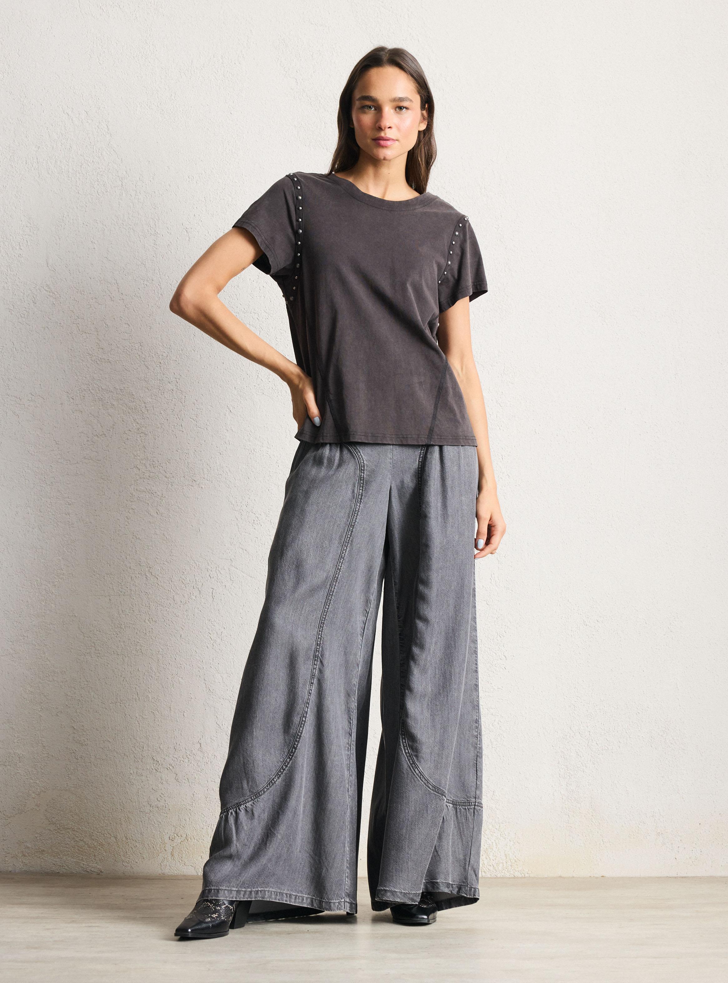 Polera Lavada y Aplicaciones Metálicas en Sisa-5