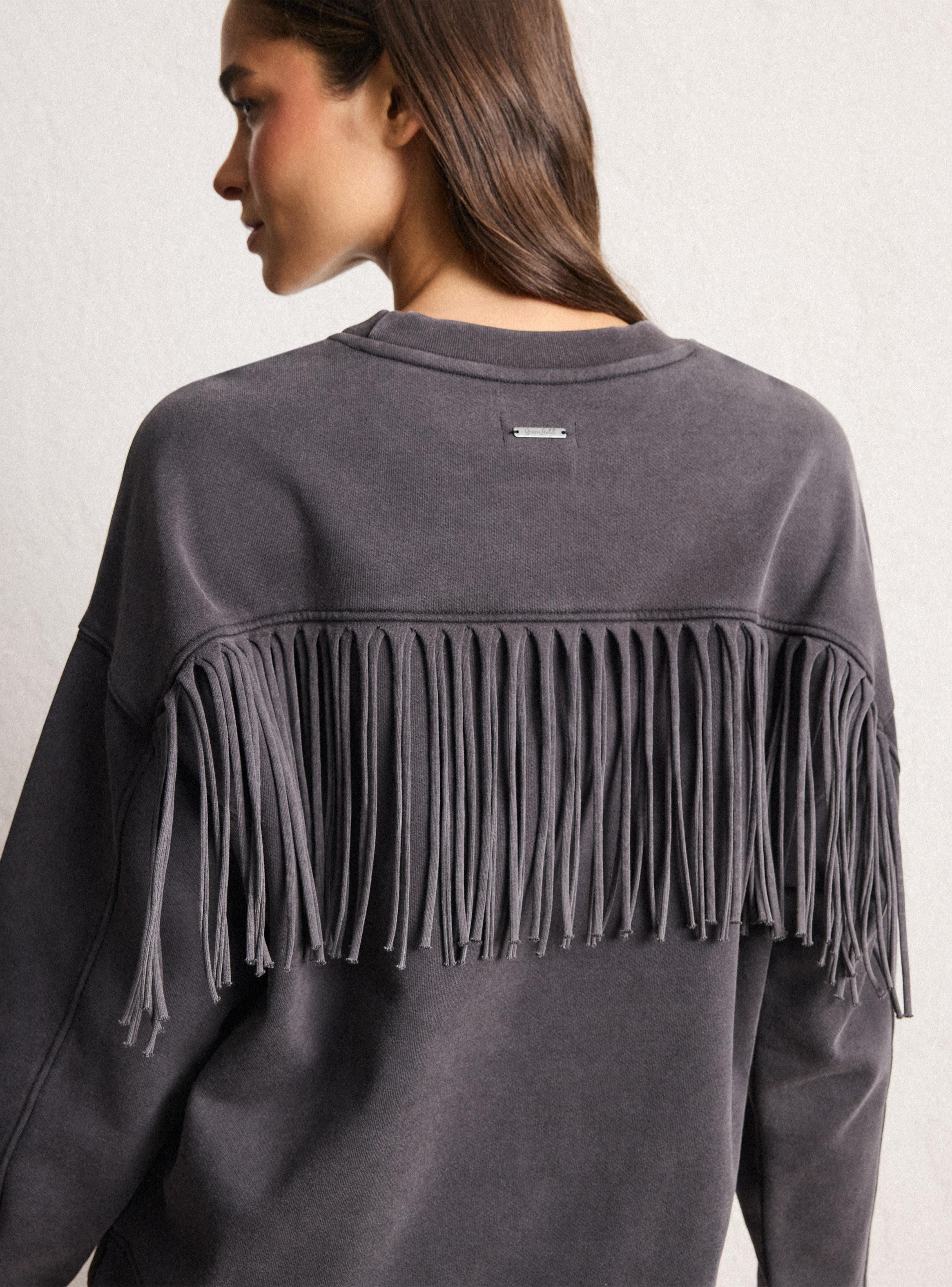 Polerón Lavado con Flecos en Espalda-3