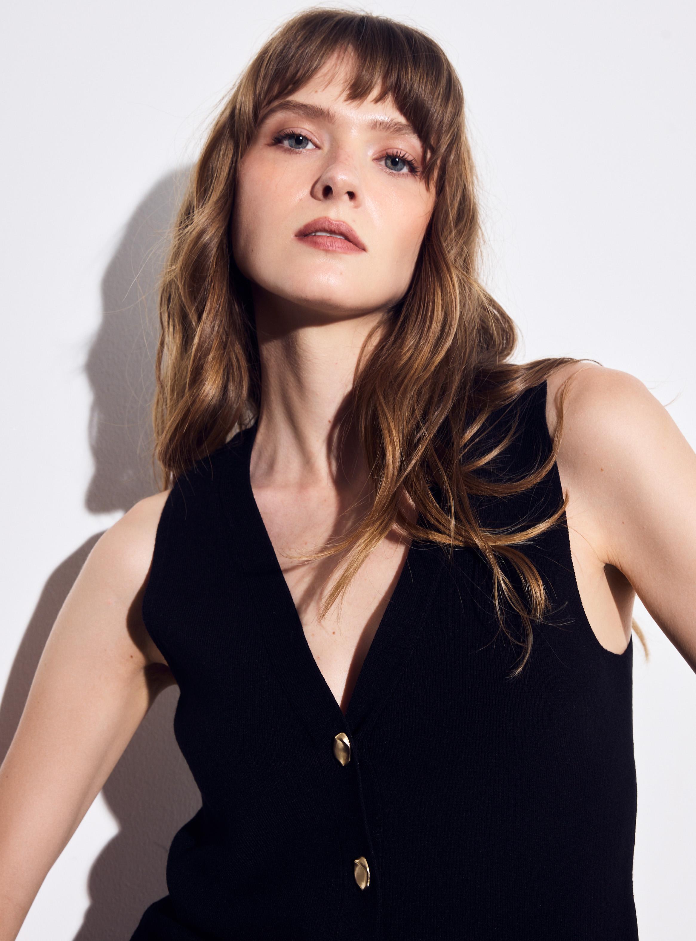 Chaleco Vest Tejido Cuello V-2