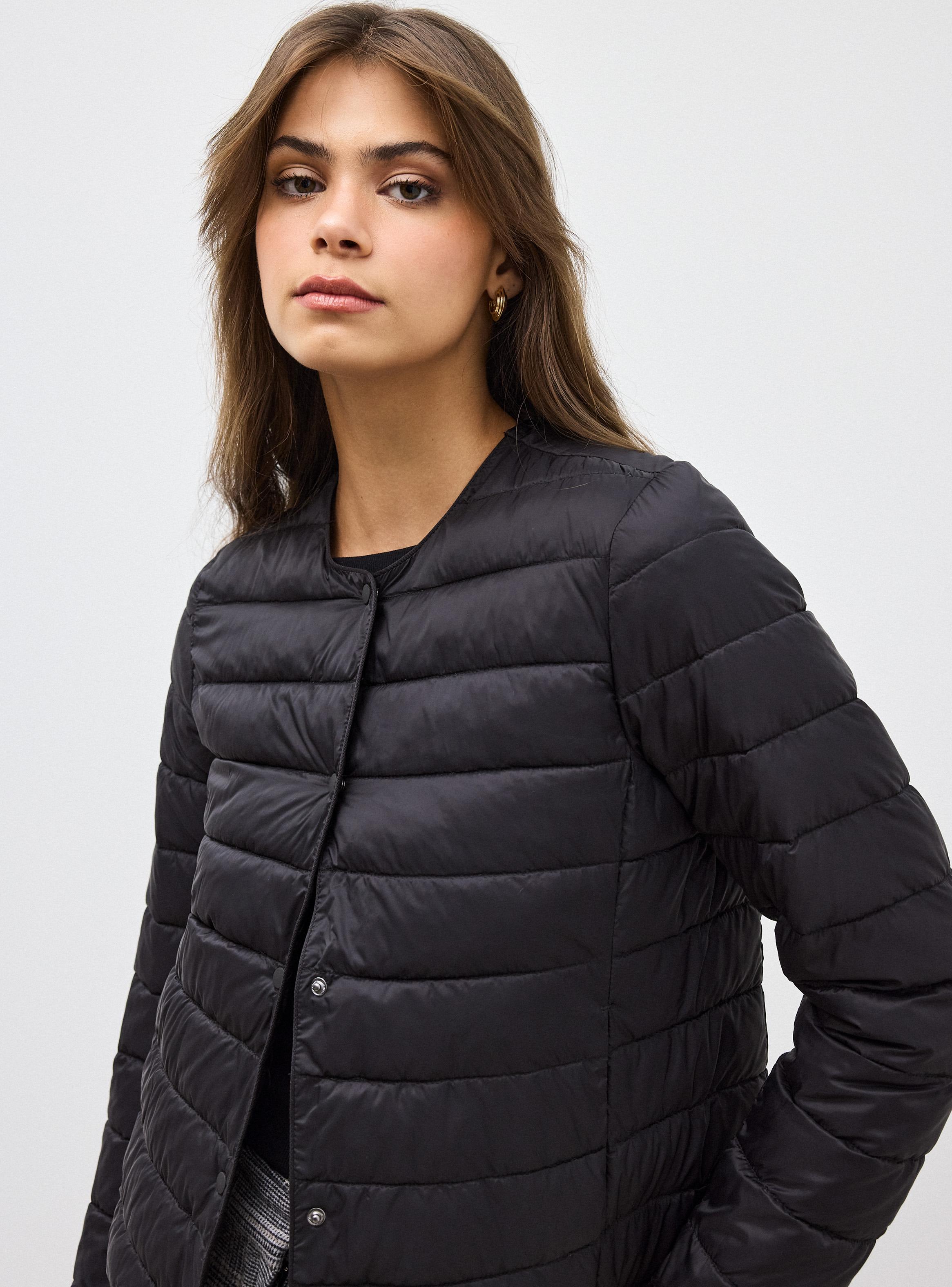 Parka Compacta Cierre Botones-2