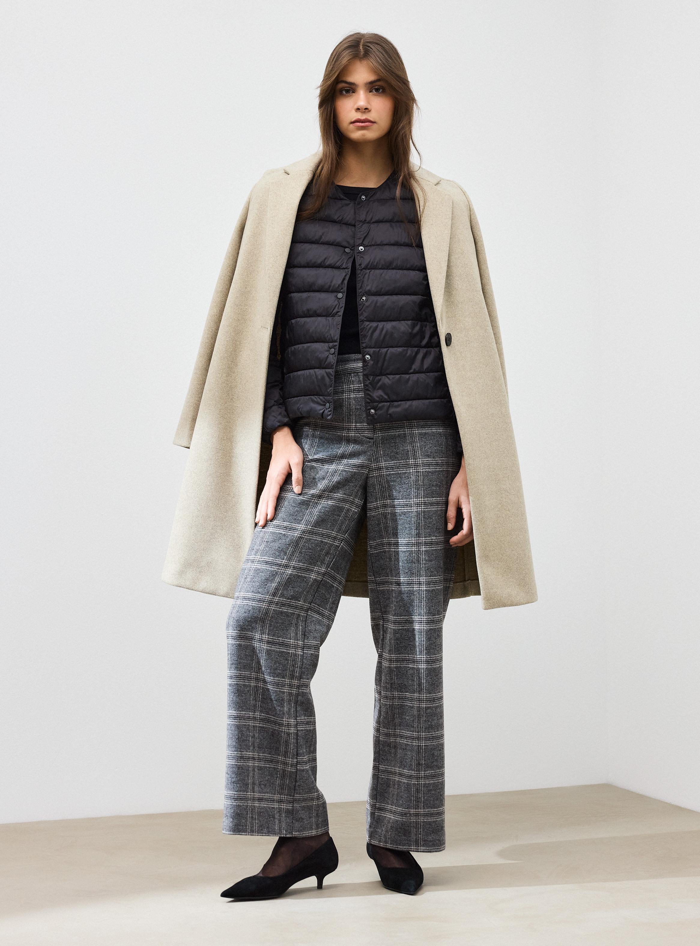 Parka Compacta Cierre Botones-4