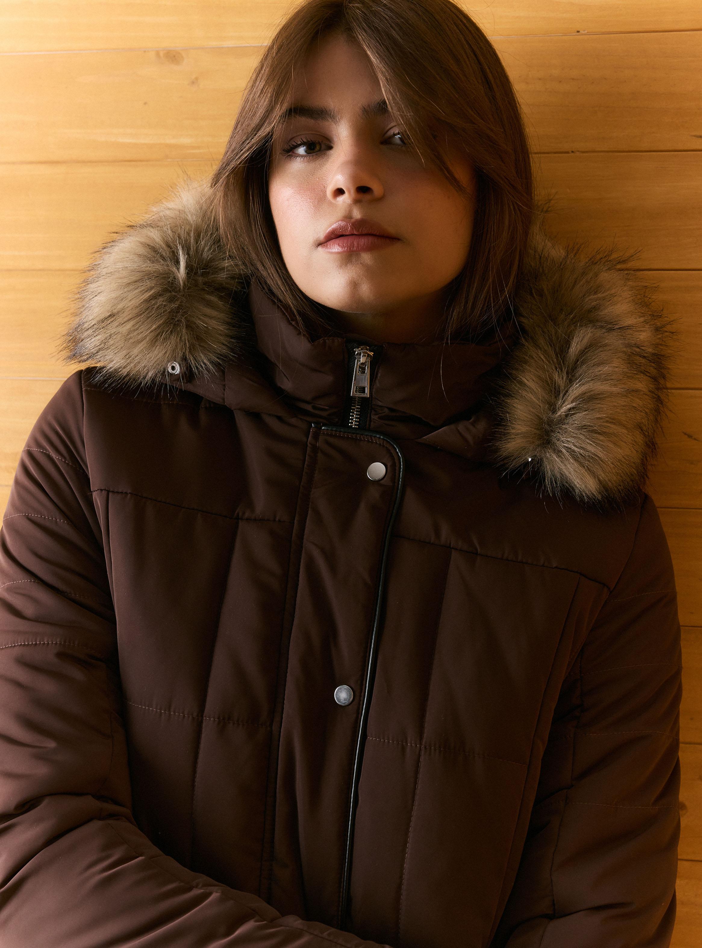 Parka Larga Acolchada con Capucha y Piel Desmontable-2