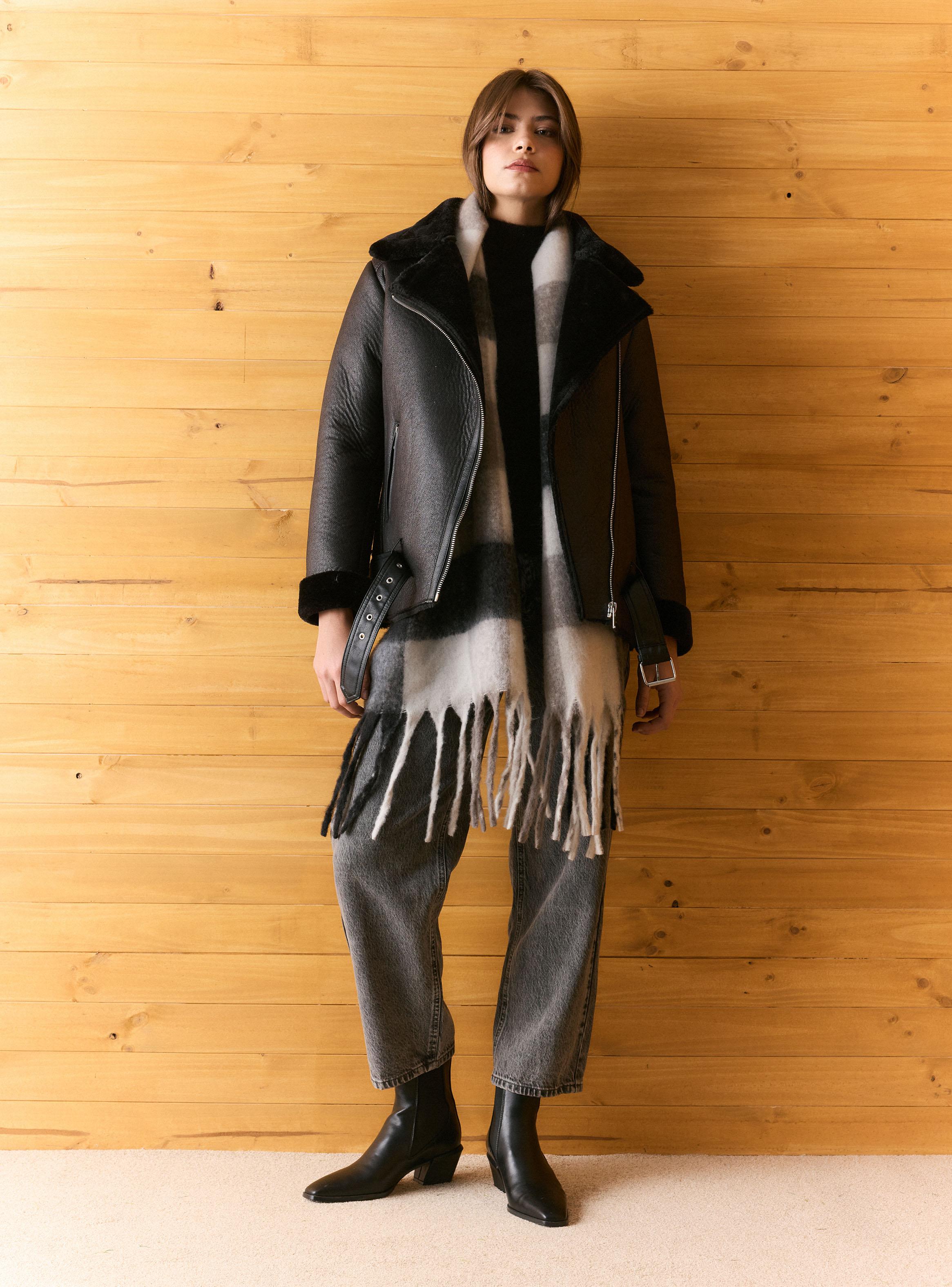 Chaqueta Bonded Efecto Cuero con Interior de Piel-4