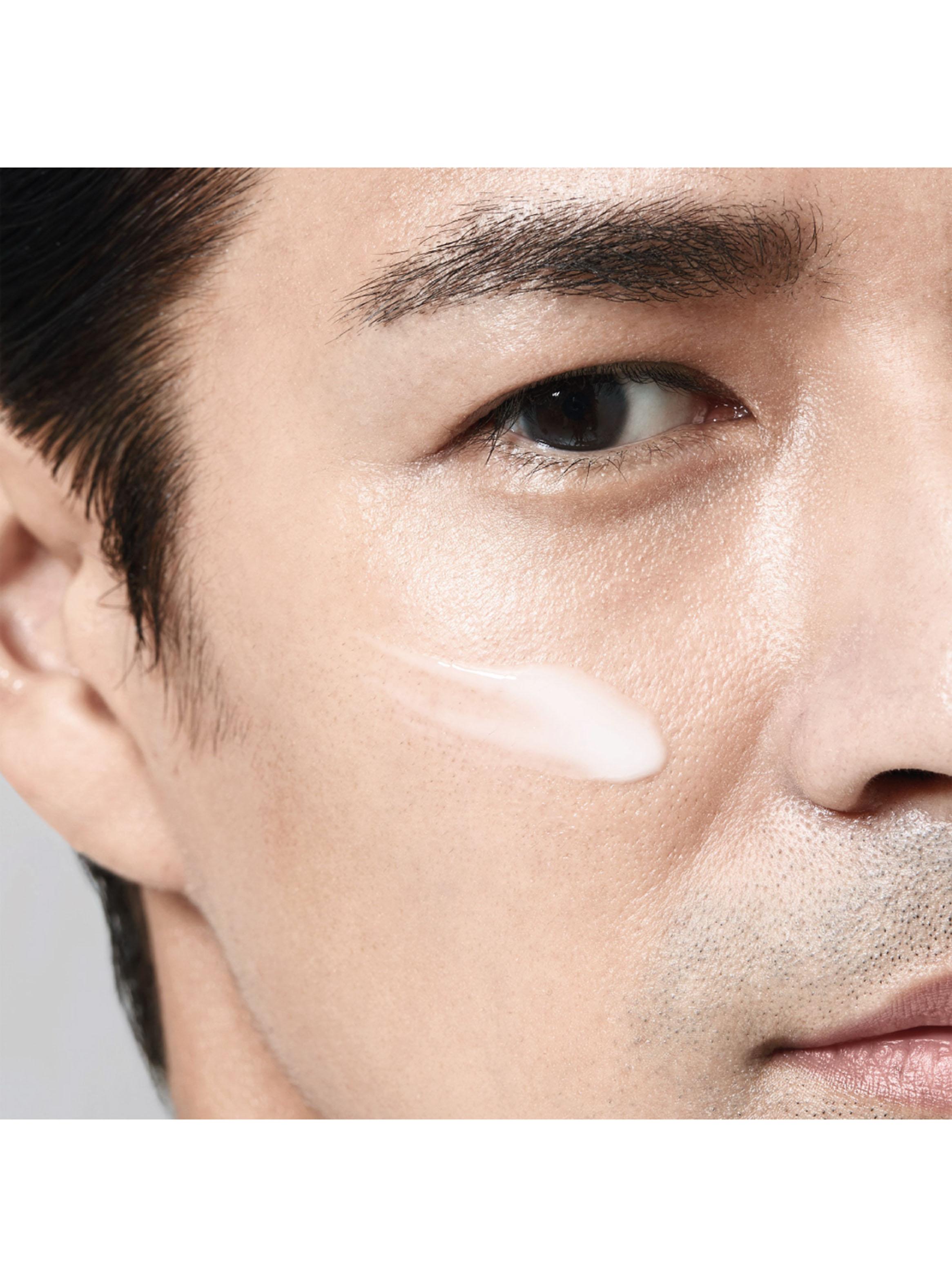 Sérum Men Moisturizer Extra Light Fluid 100 ml-4