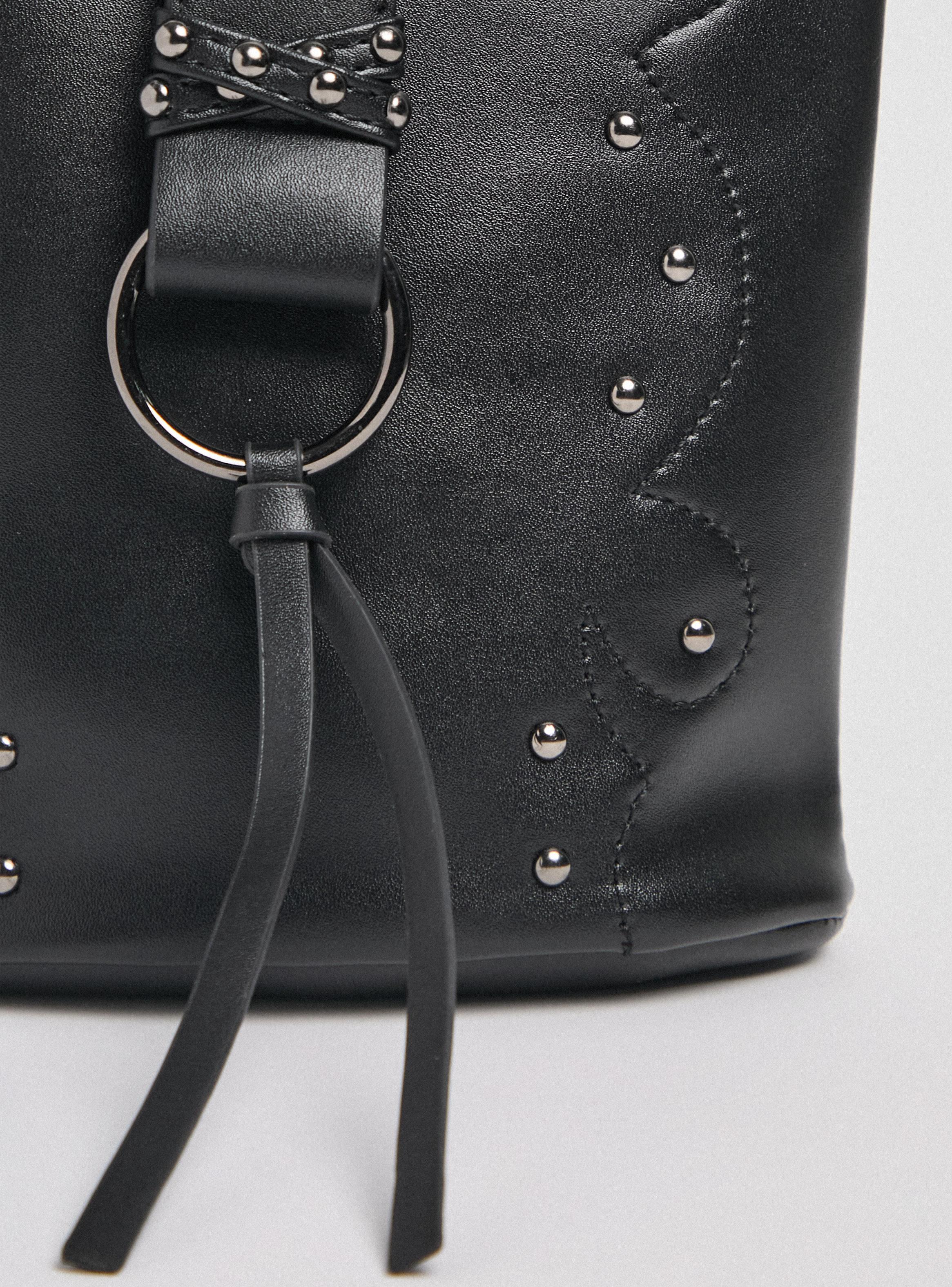 Bandolera Costuras y Detalles Metálicos-5