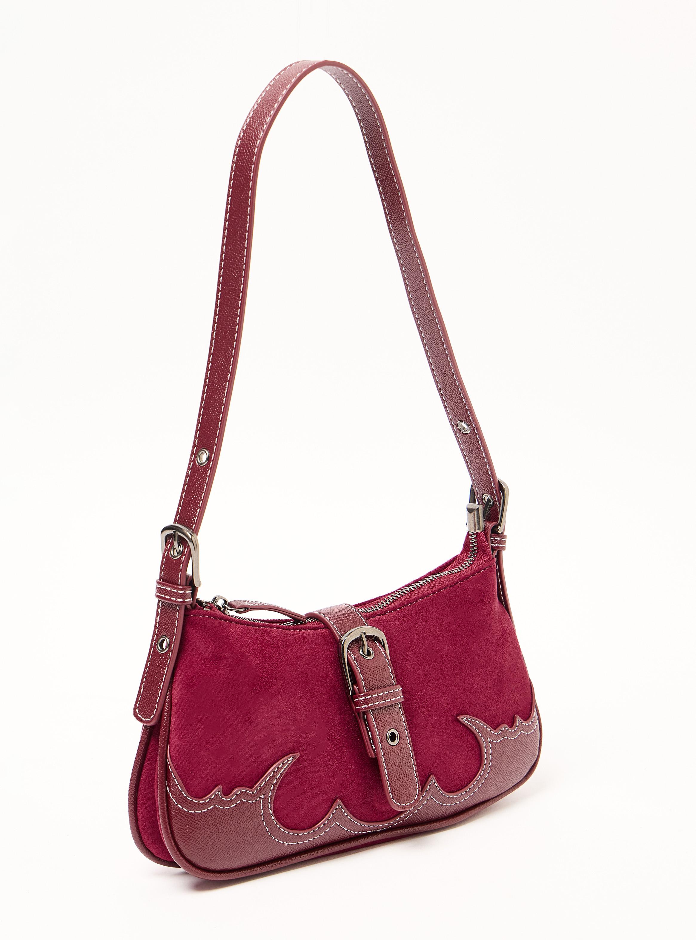 Cartera Diseño en Base y Hebilla Metálica-3