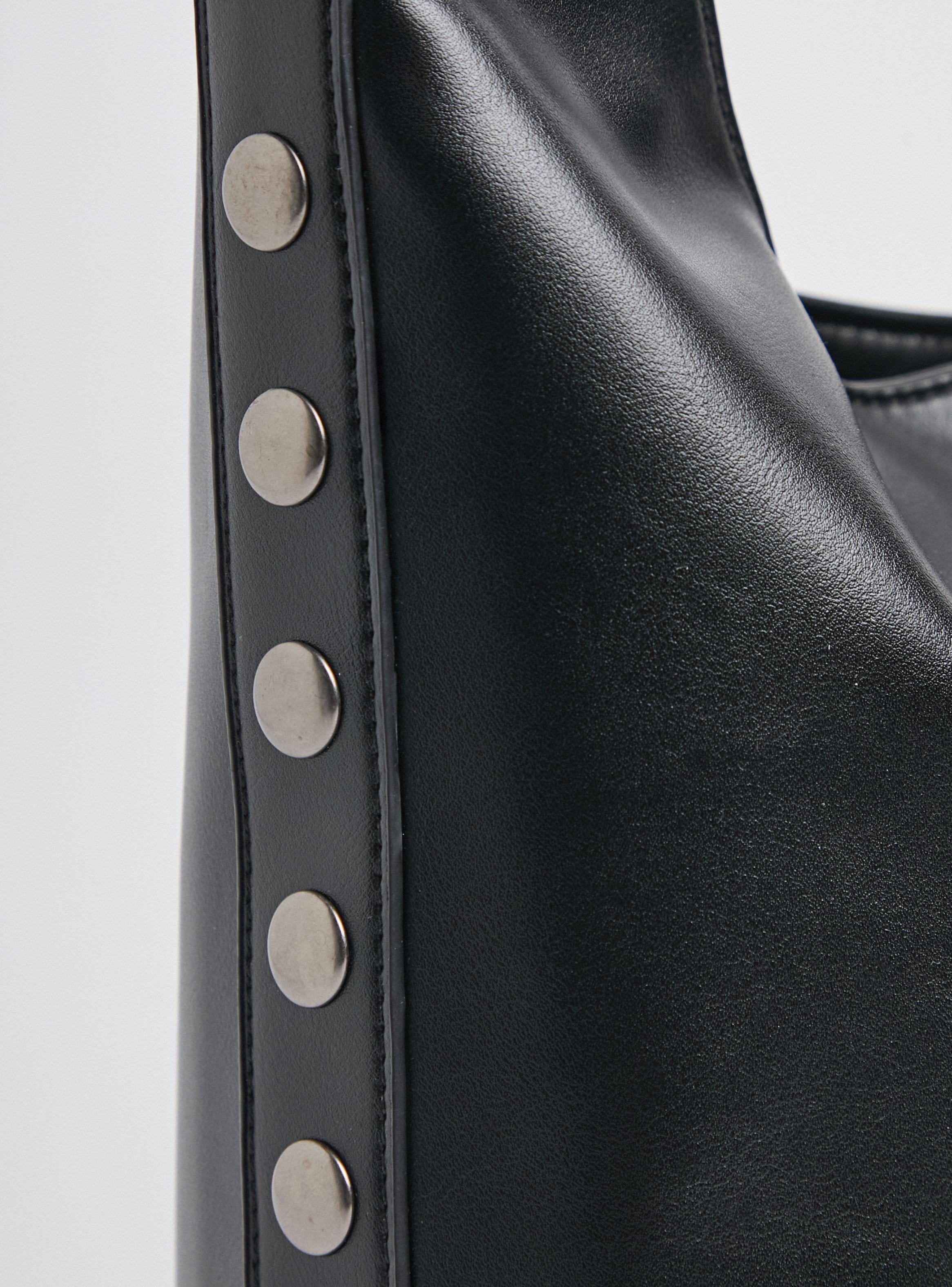 Cartera Hobbo Tachas Laterales-5