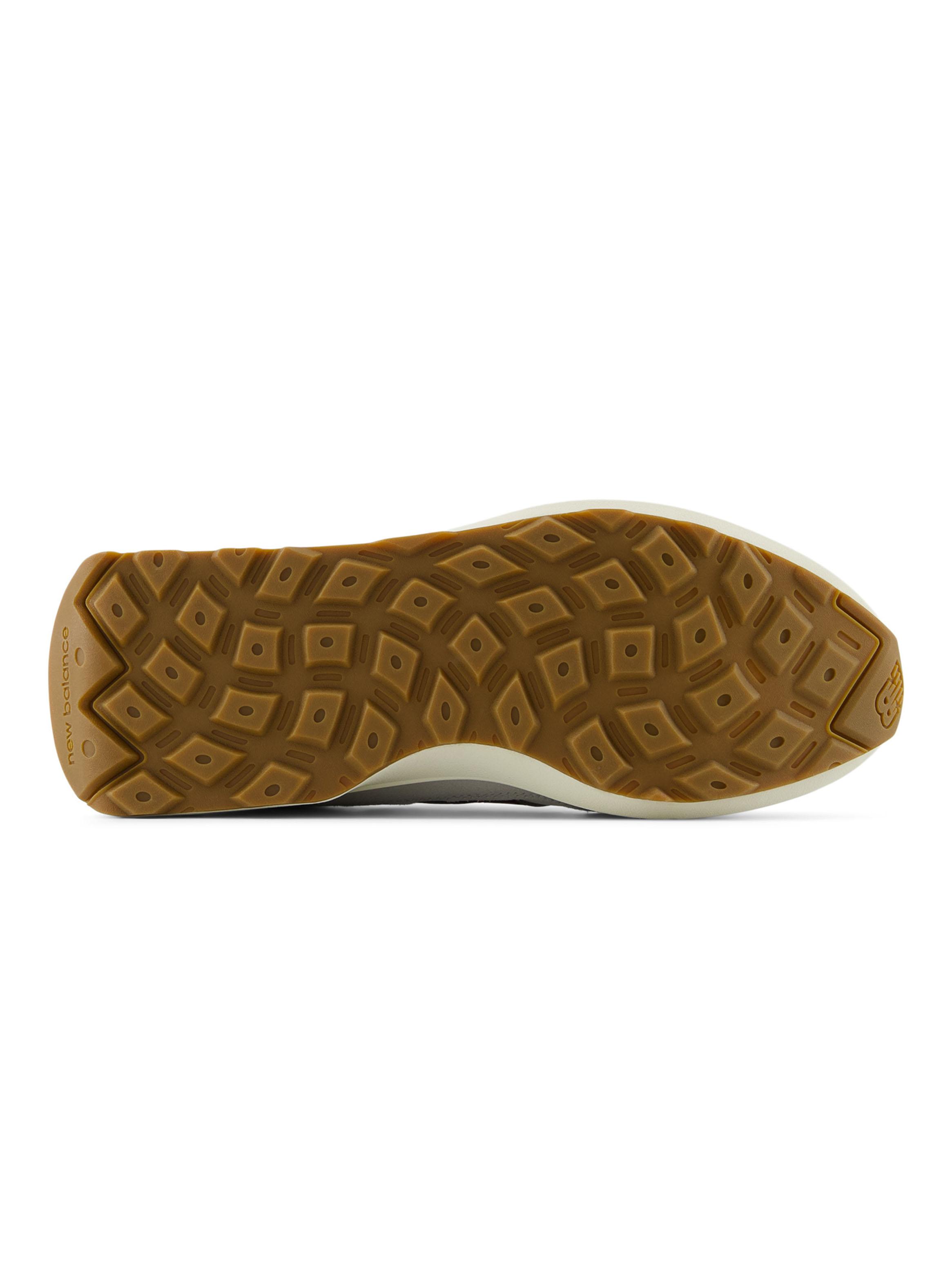 Zapatilla Urbana Graphics 370 Mujer-3