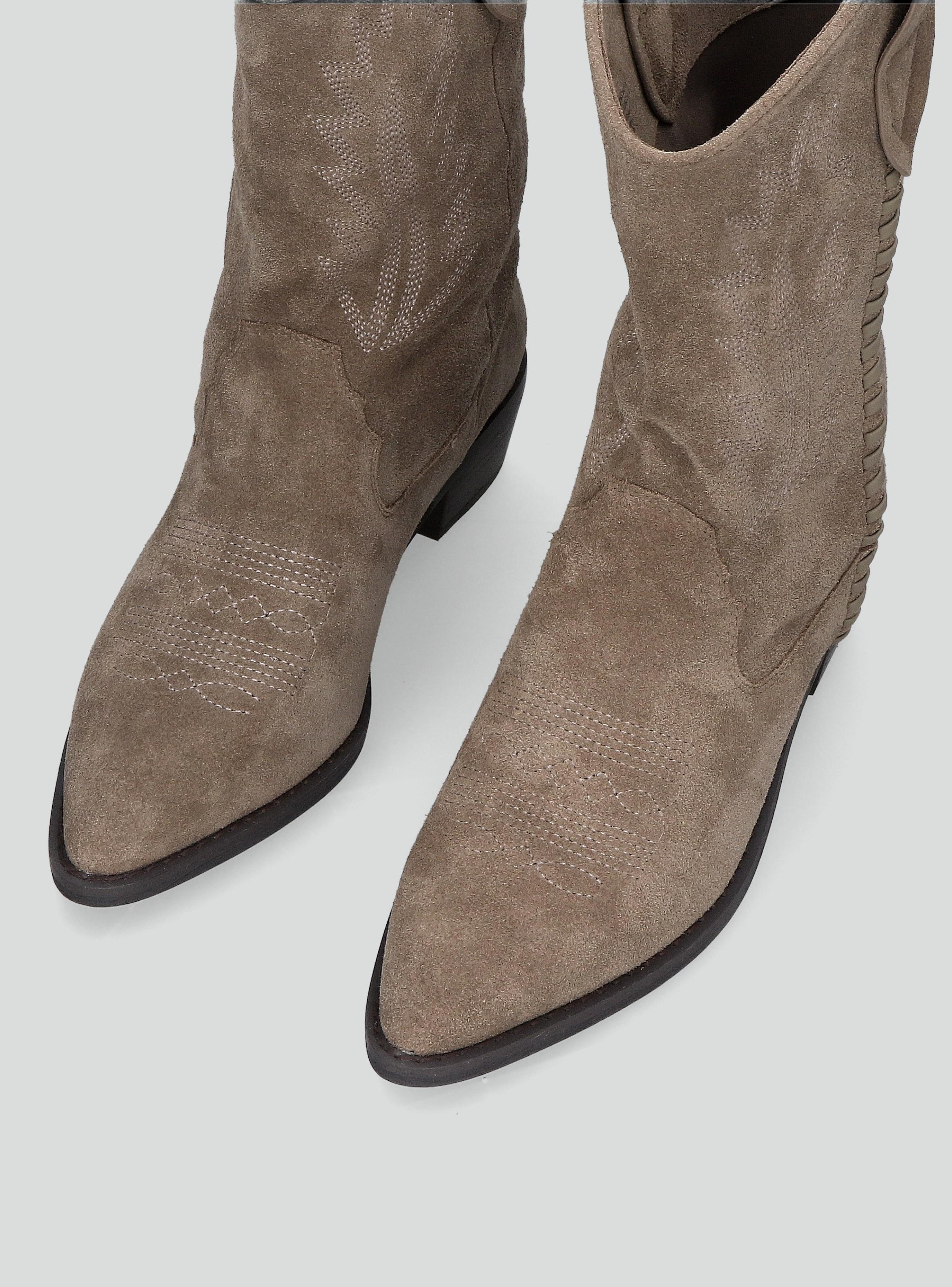 Bota con Costura Estilo Western Cuero Mujer-3