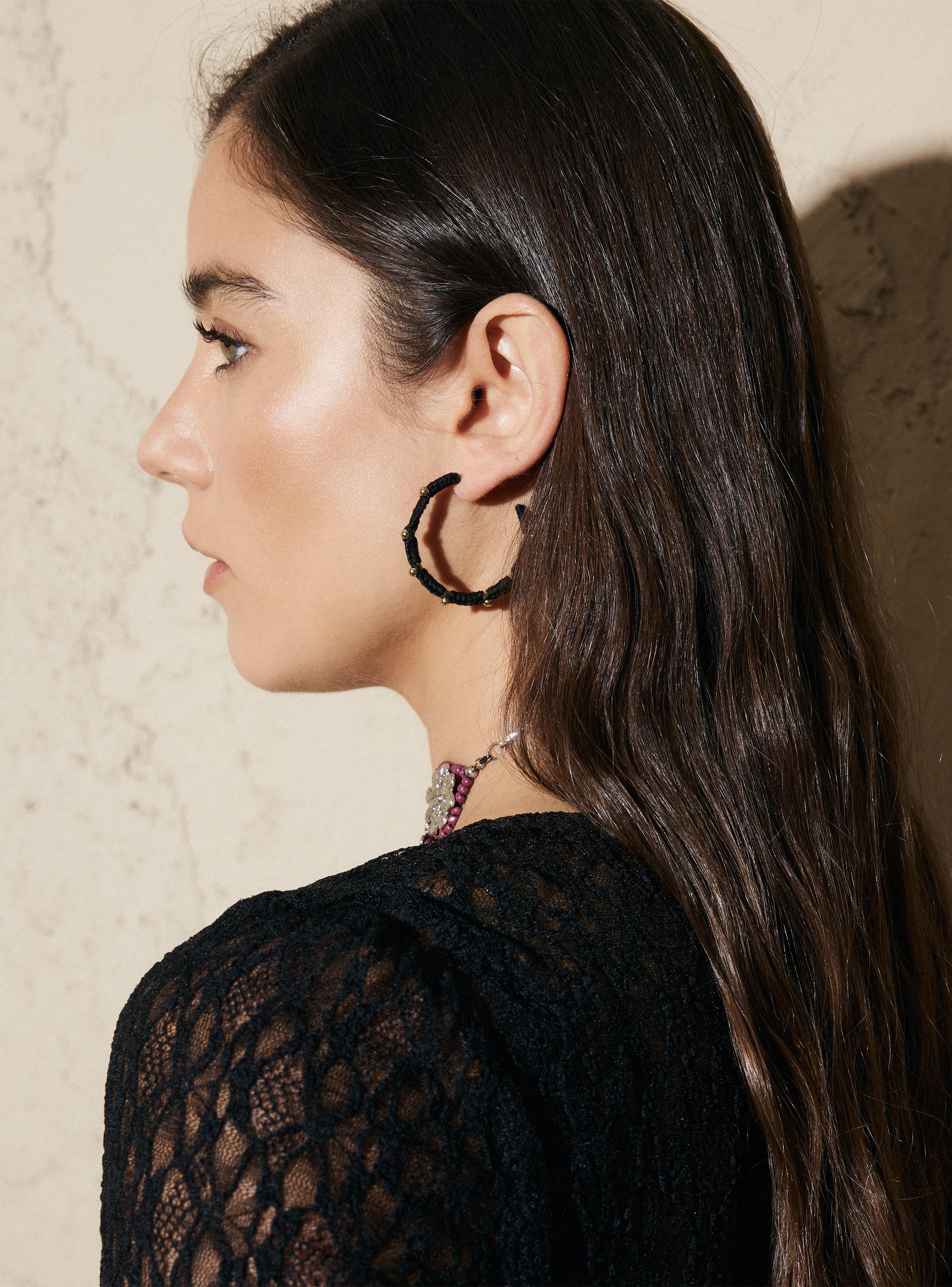 Aros Argolla Forrados en Hilo con Detalles Dorados-3