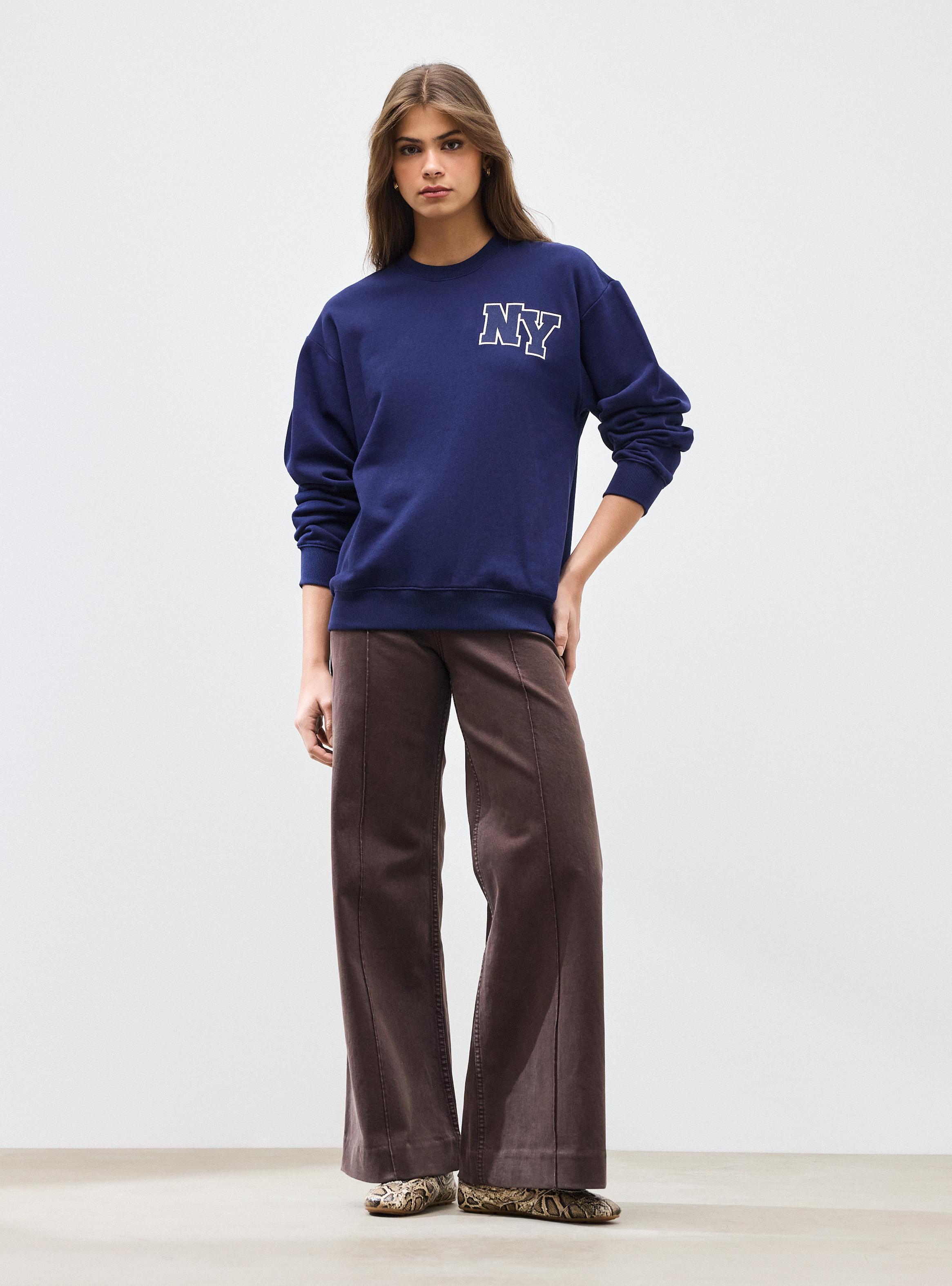 Polerón Bordado Ciudades-4