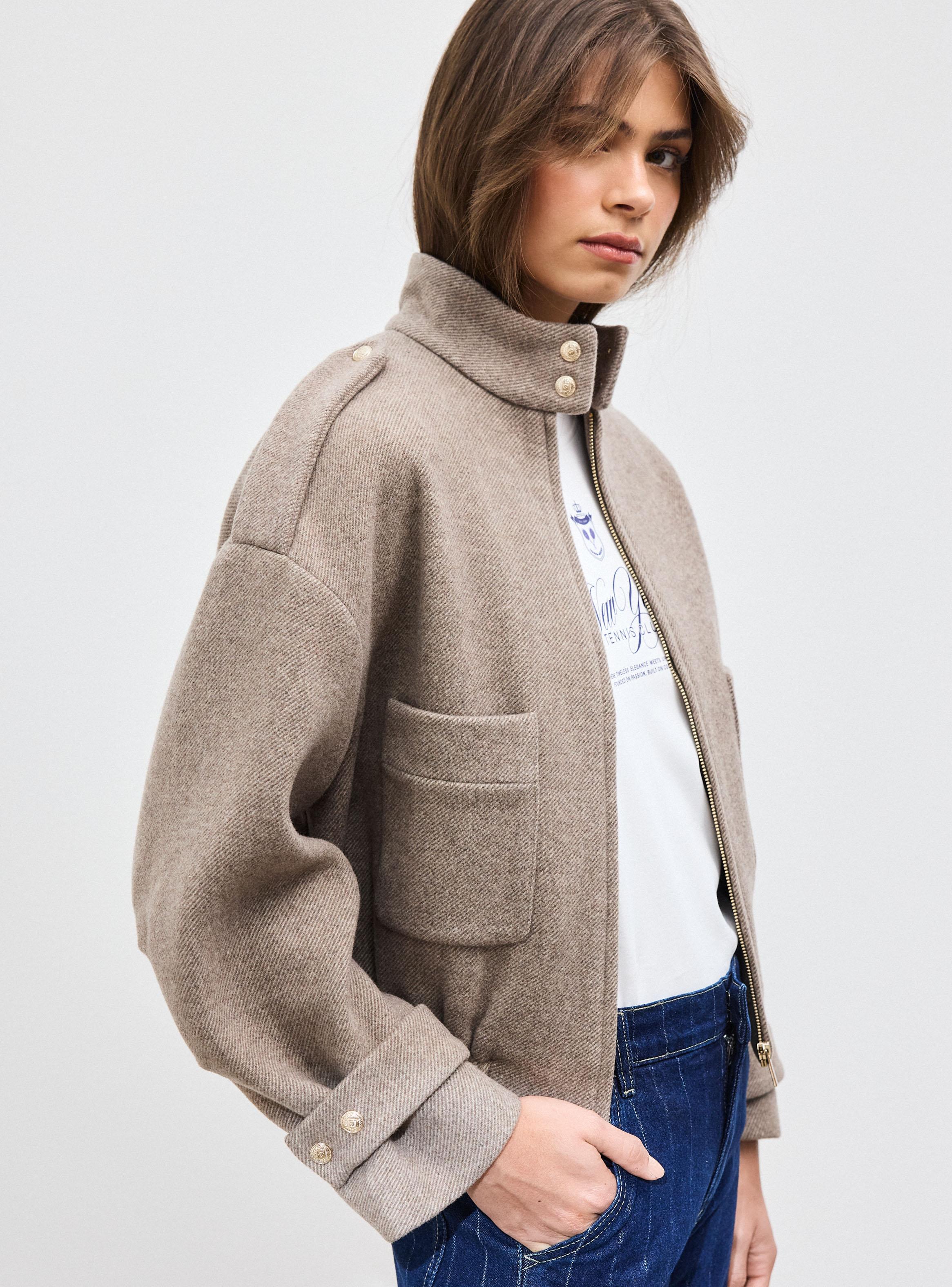 Chaqueta Bomber Oversize Cuello Alto-3