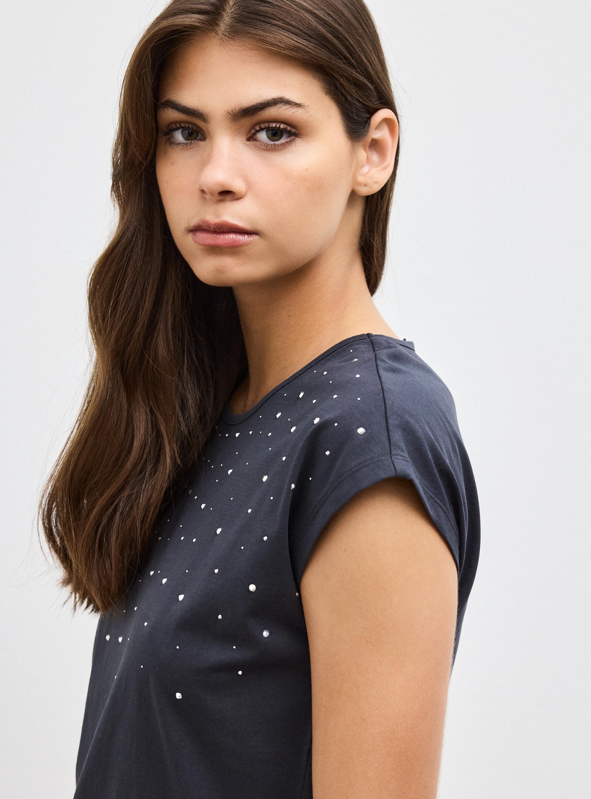 Polera Manga Corta Aplicación Joyas-3