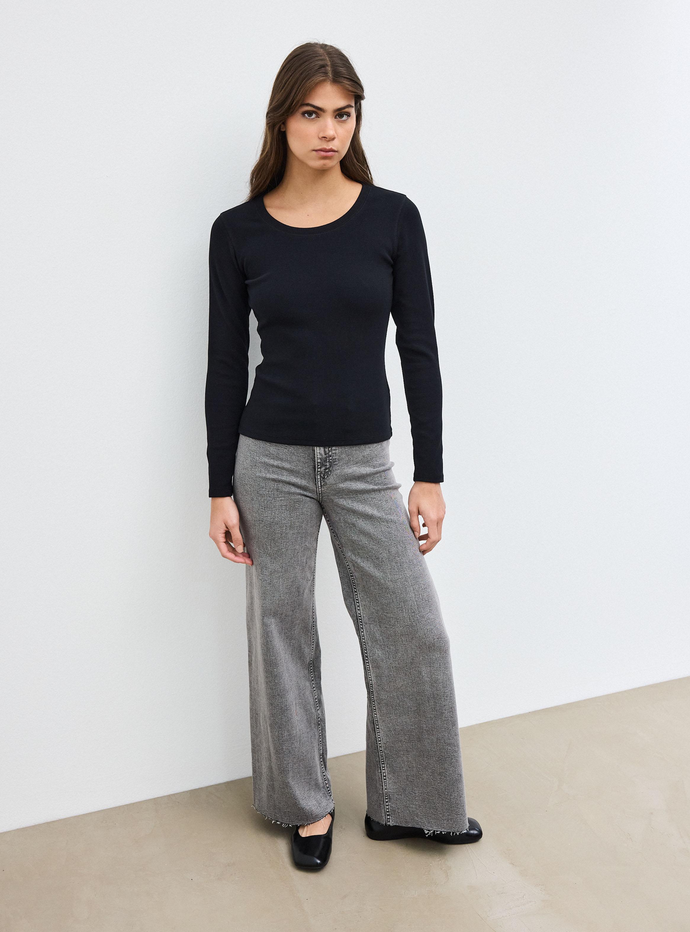 Polera Cuello Redondo Manga Larga Acanalada-4