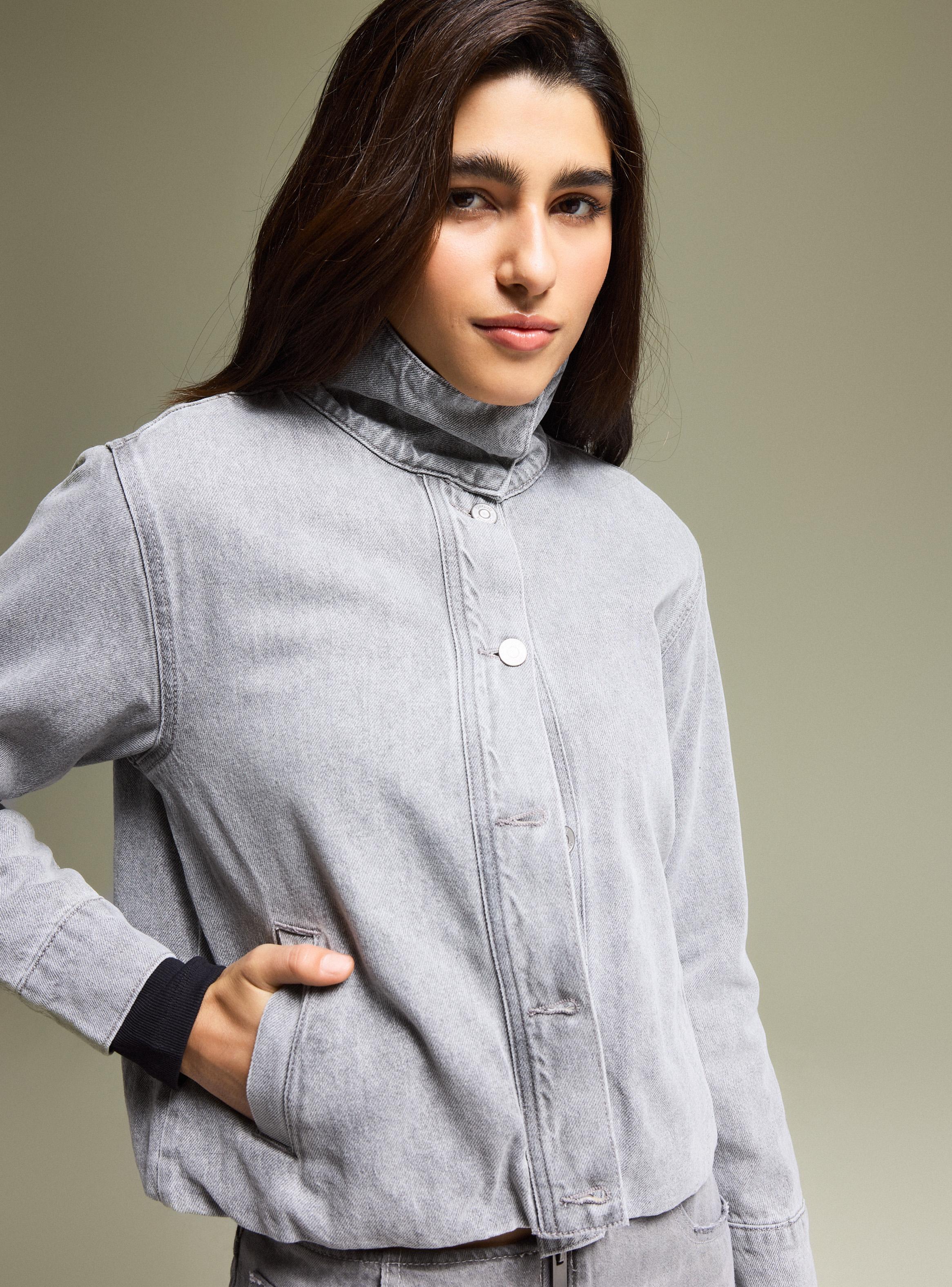 Chaqueta Balloon con Cuello Funnel-3