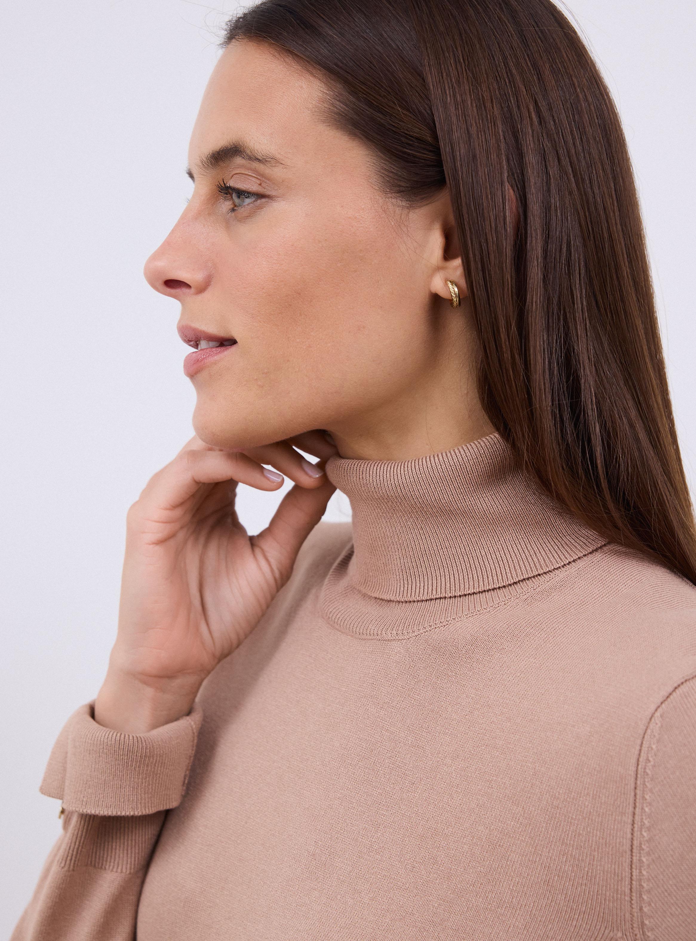 Sweater Cuello Beatle Básico-3