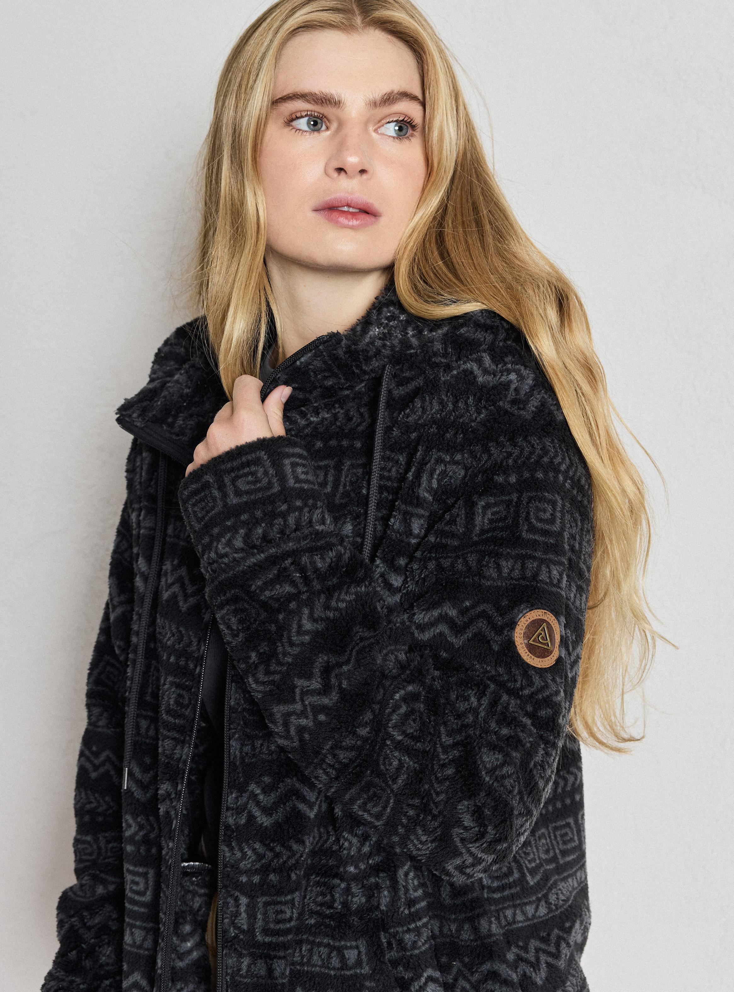 Polar Estampado con Gorro-2