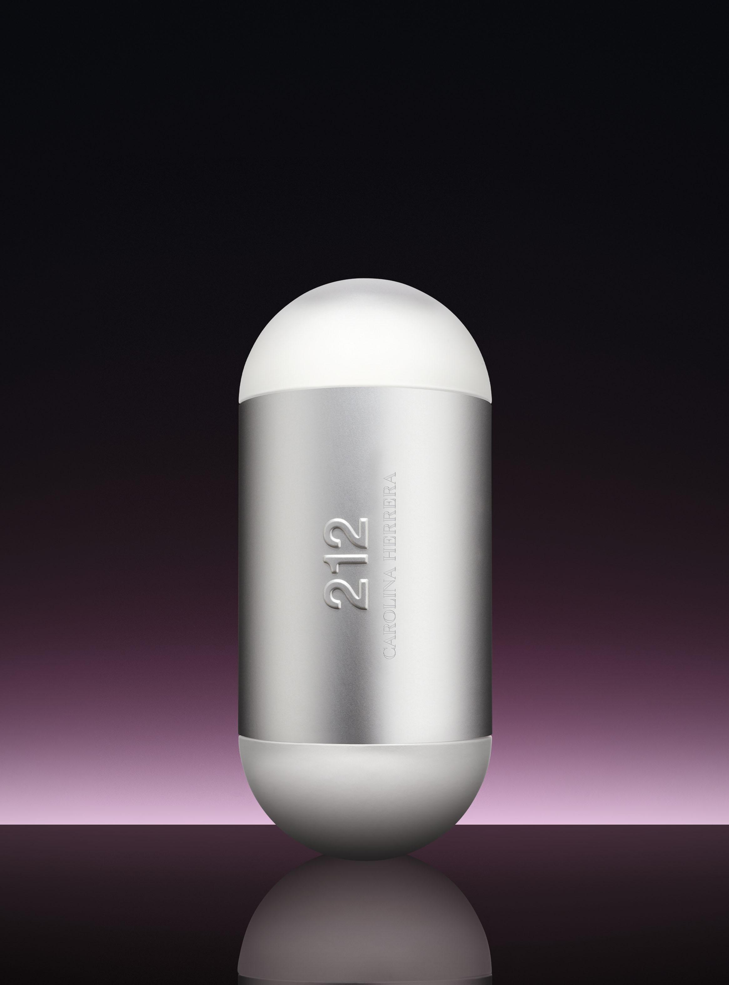 Set Perfume 212 NYC EDT Mujer 100 ml + Loción Corporal Hidratante 100 ml + EDT 10 ml-2