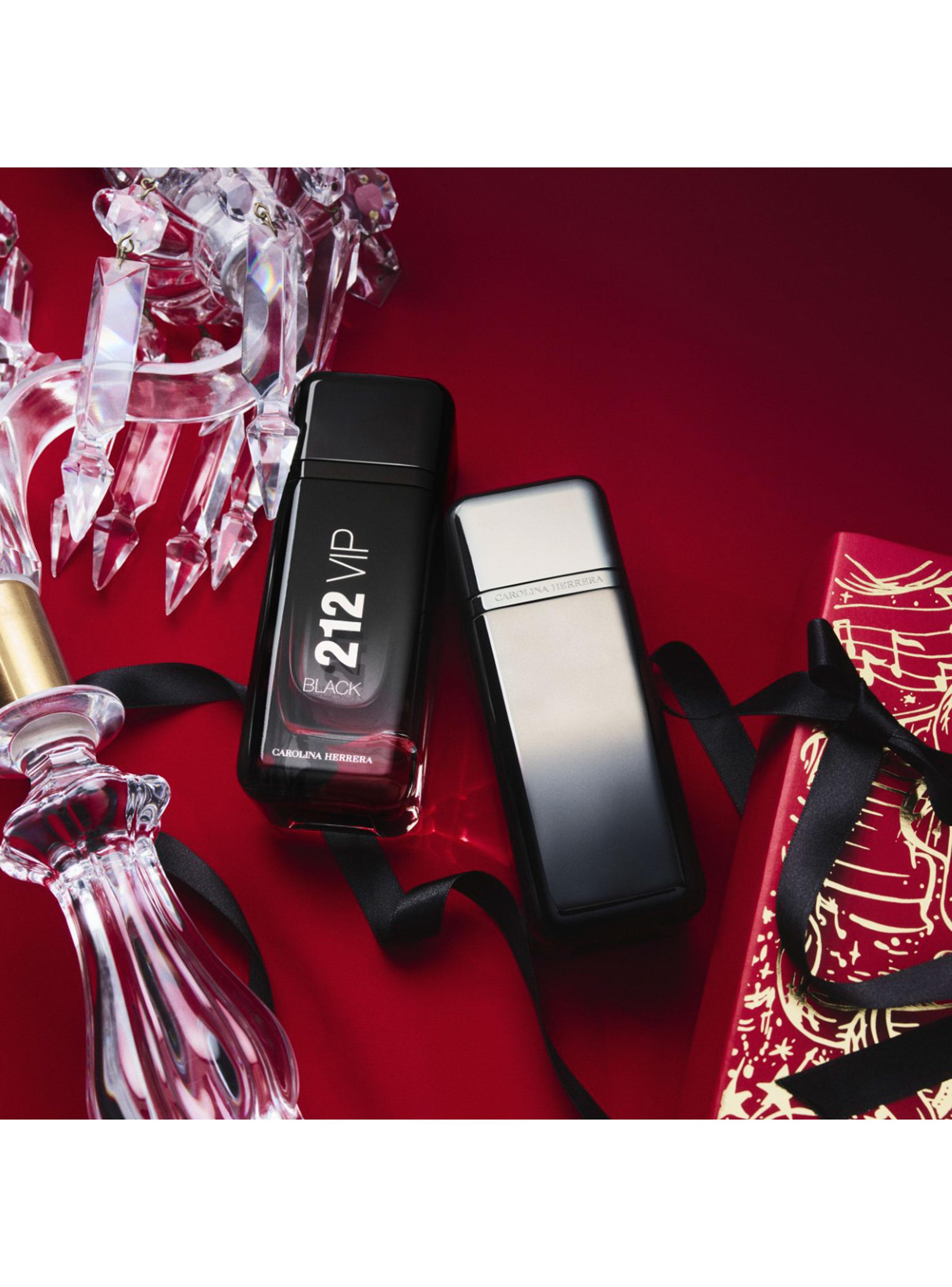 Perfume 212 VIP Black EDP Hombre 100 ml + Gel de Baño 100 ml + EDP 10 ml-4