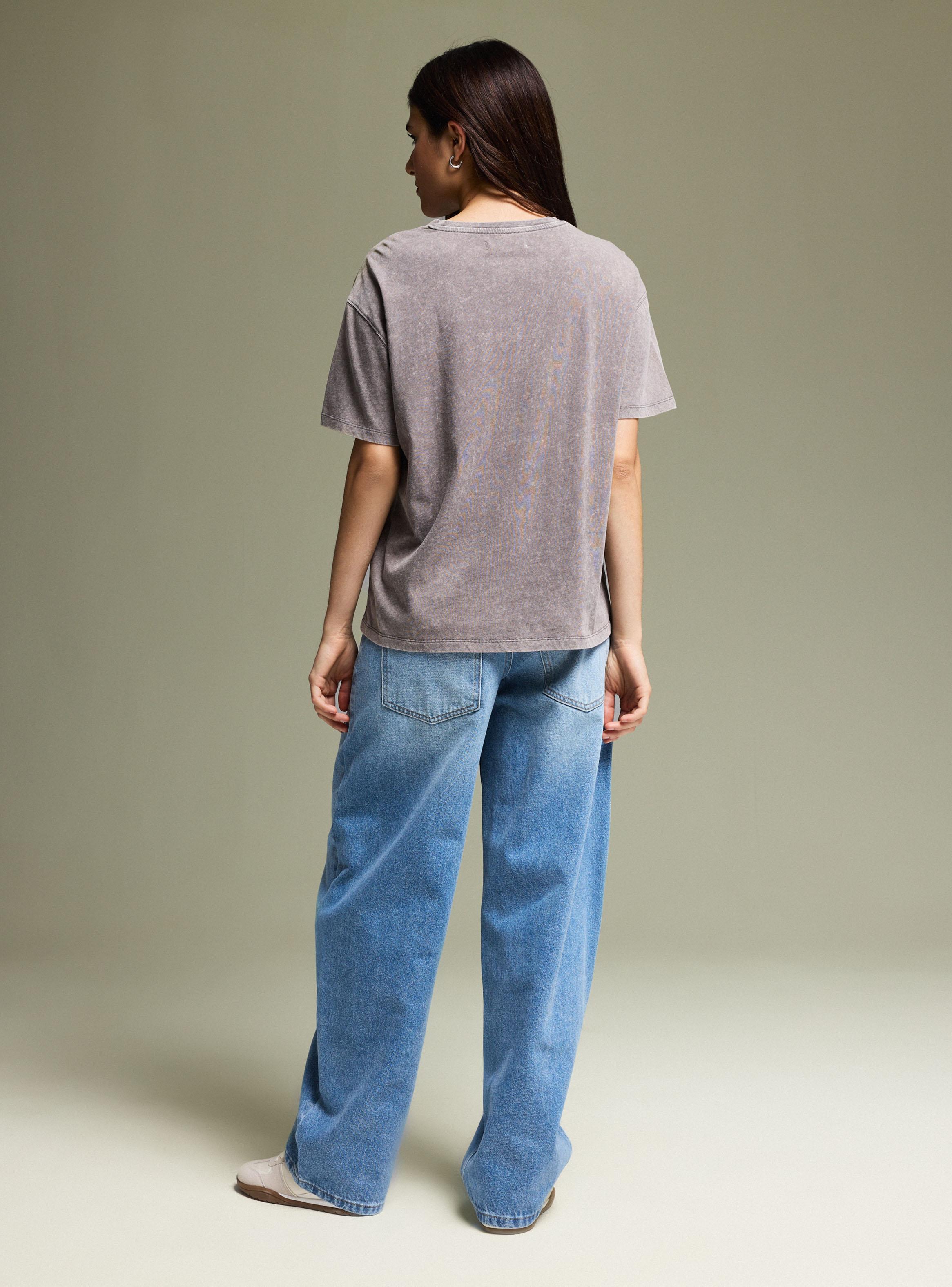 Polera con Estampado en el Delantero-5