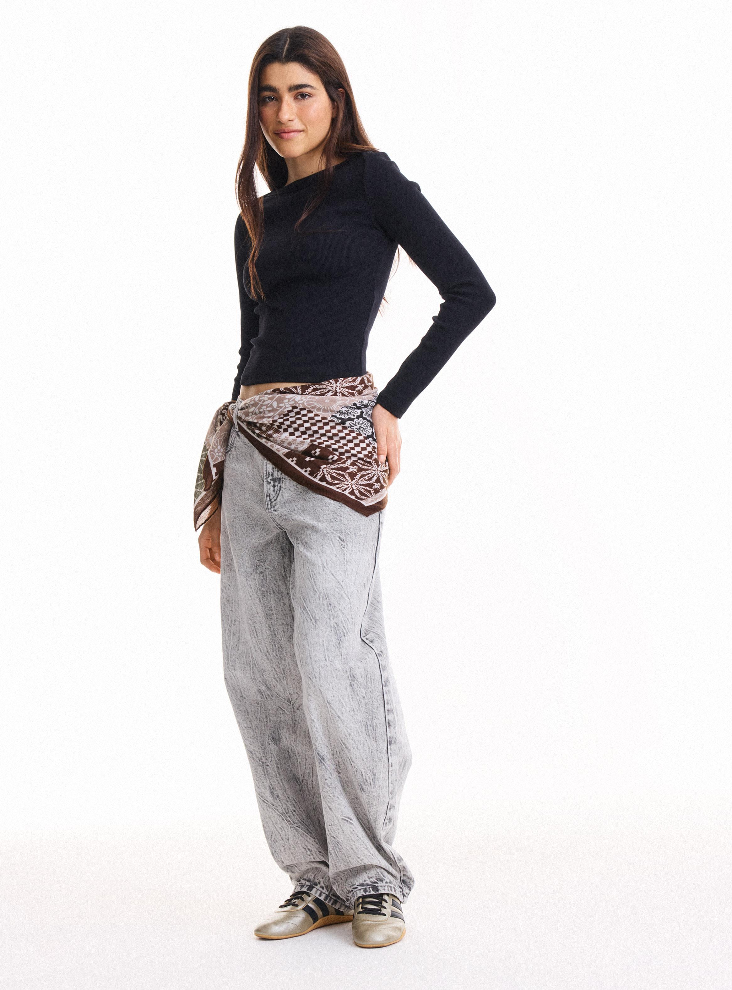 Polera Manga Larga Cuello Bote-4