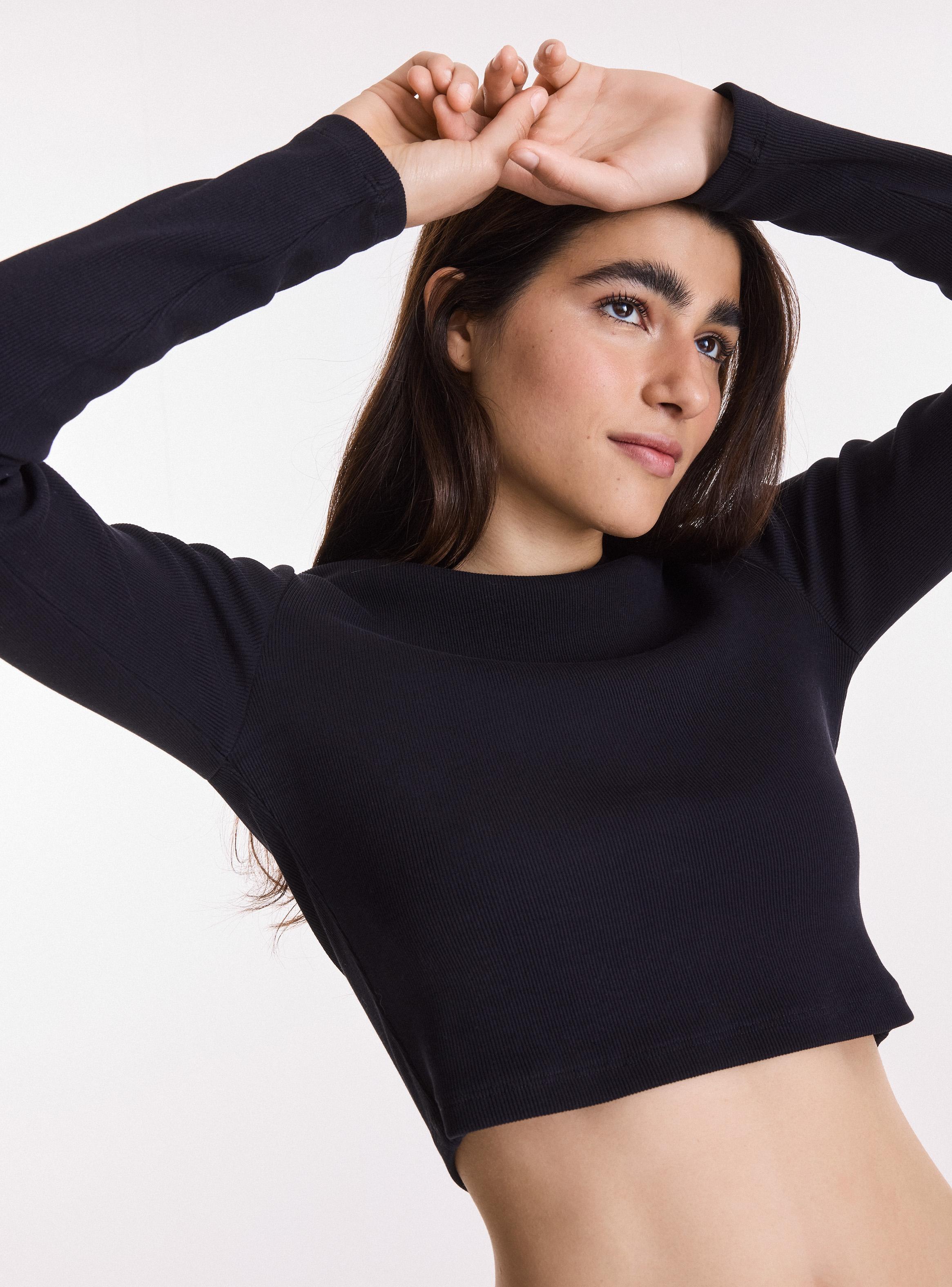 Polera Crop Manga Larga-2