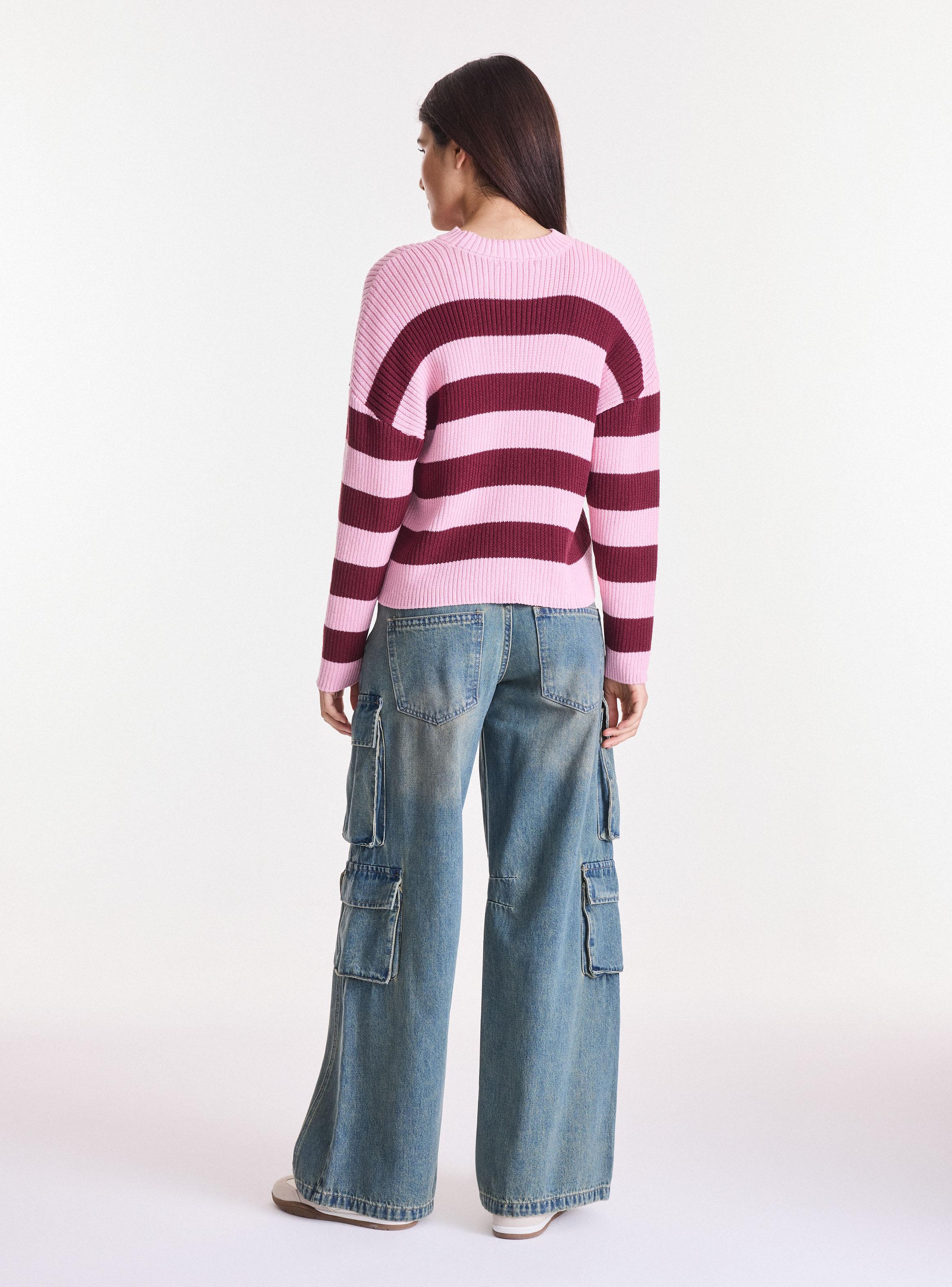 Sweater Cuello Redondo y Rayas-5