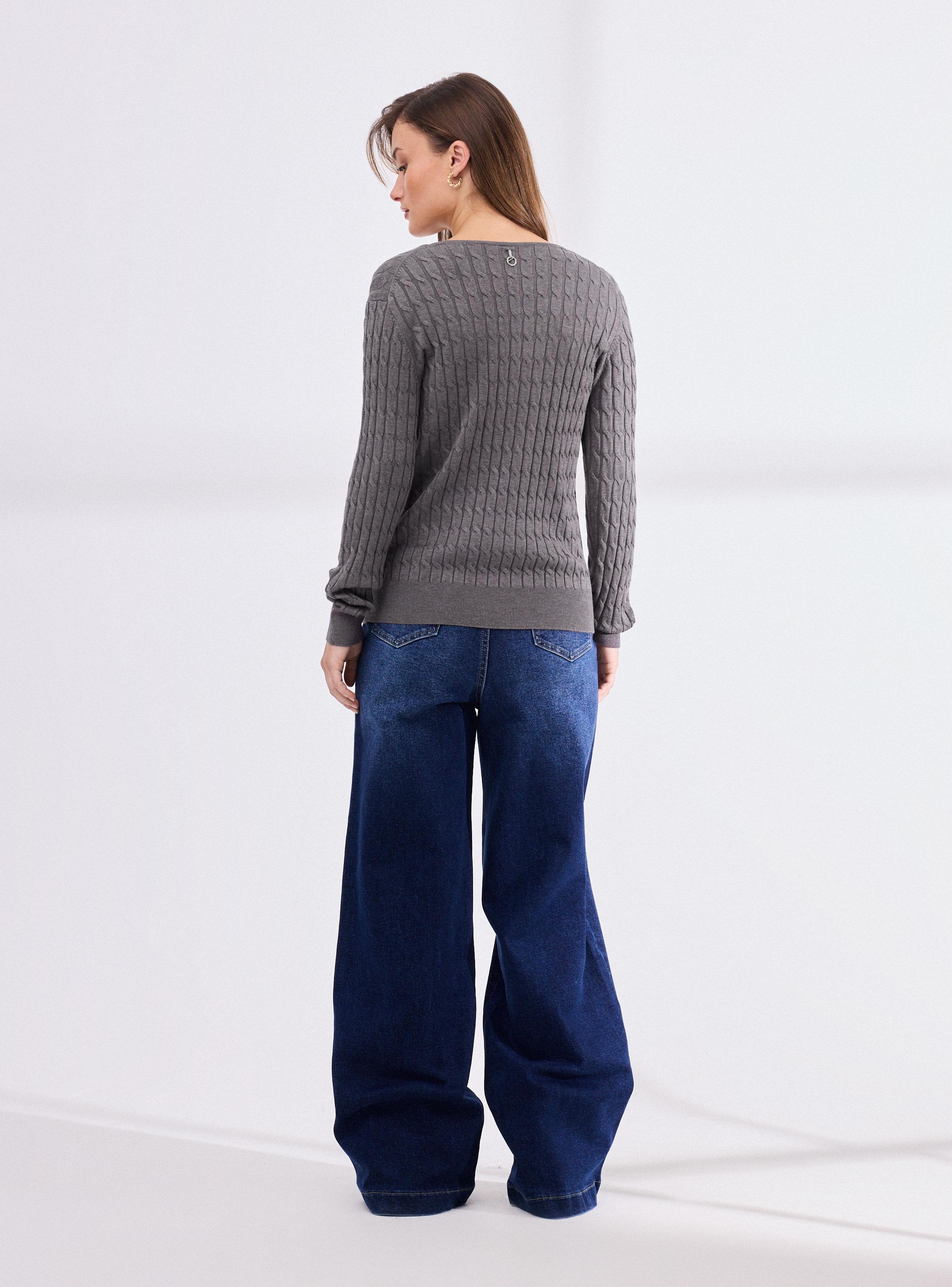 Sweater Básico Listado-5