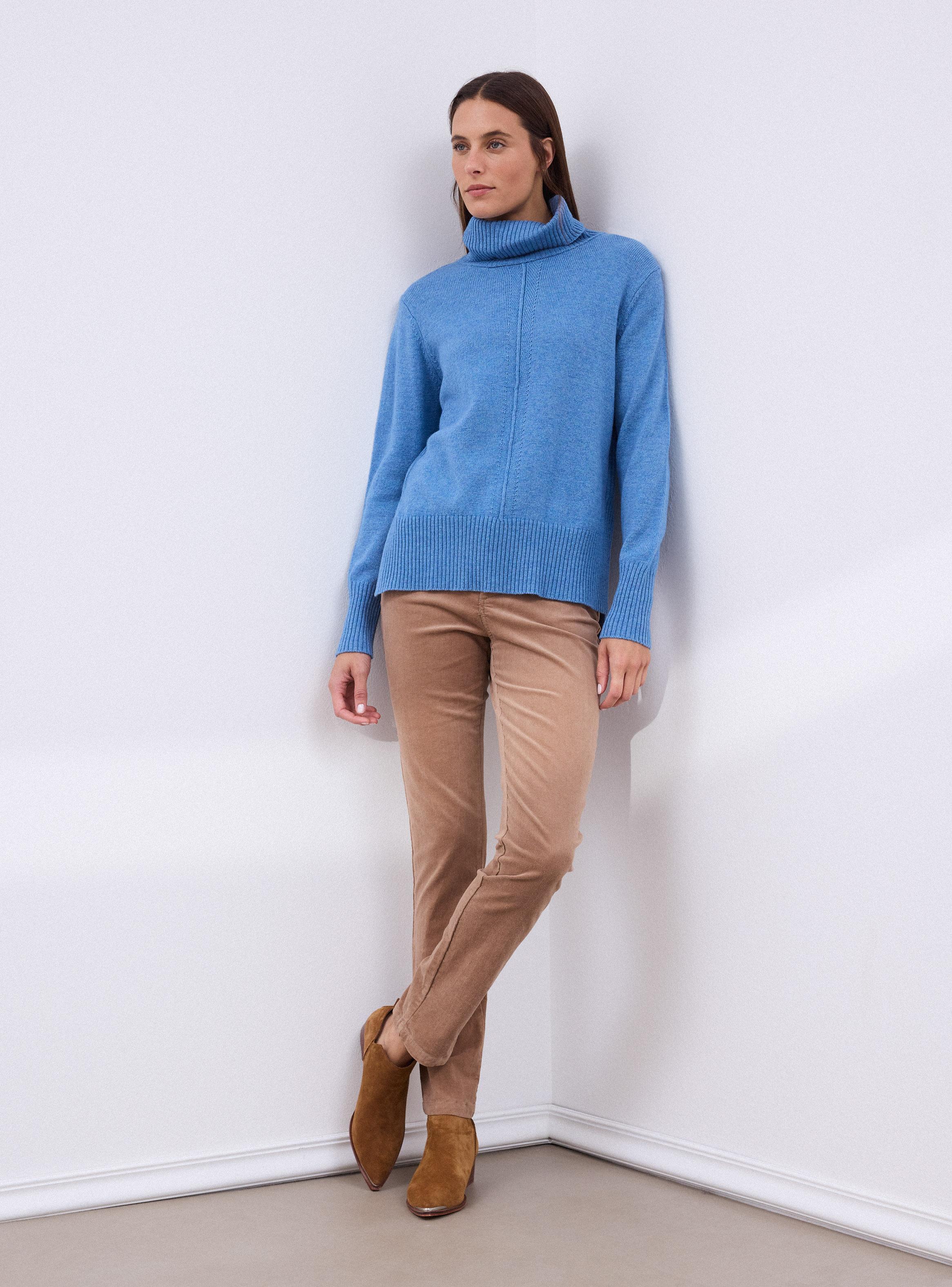 Sweater con Lana Merino y Abertura en Costados-4