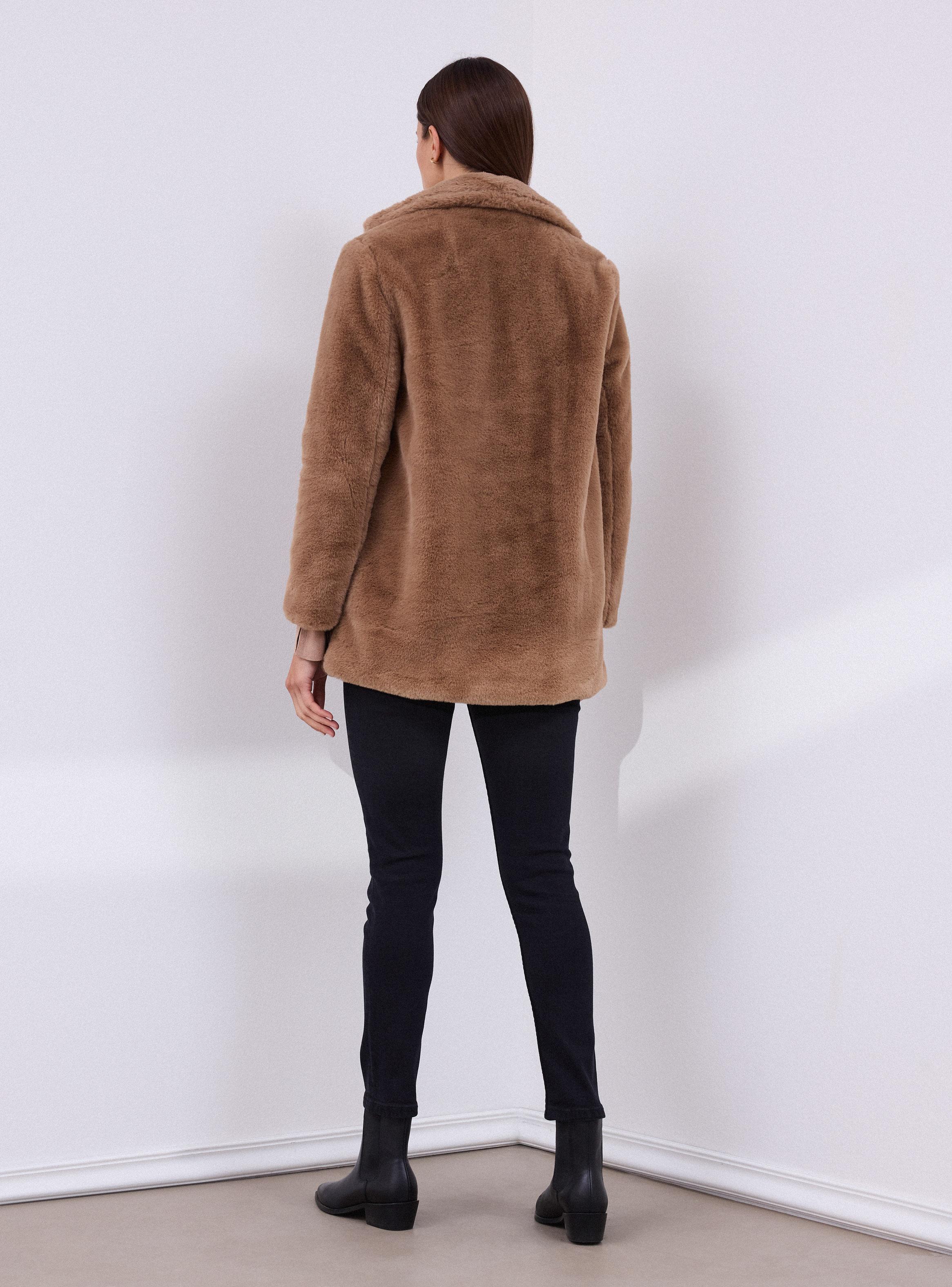 Abrigo Tipo Blazer de Piel Sintética-5