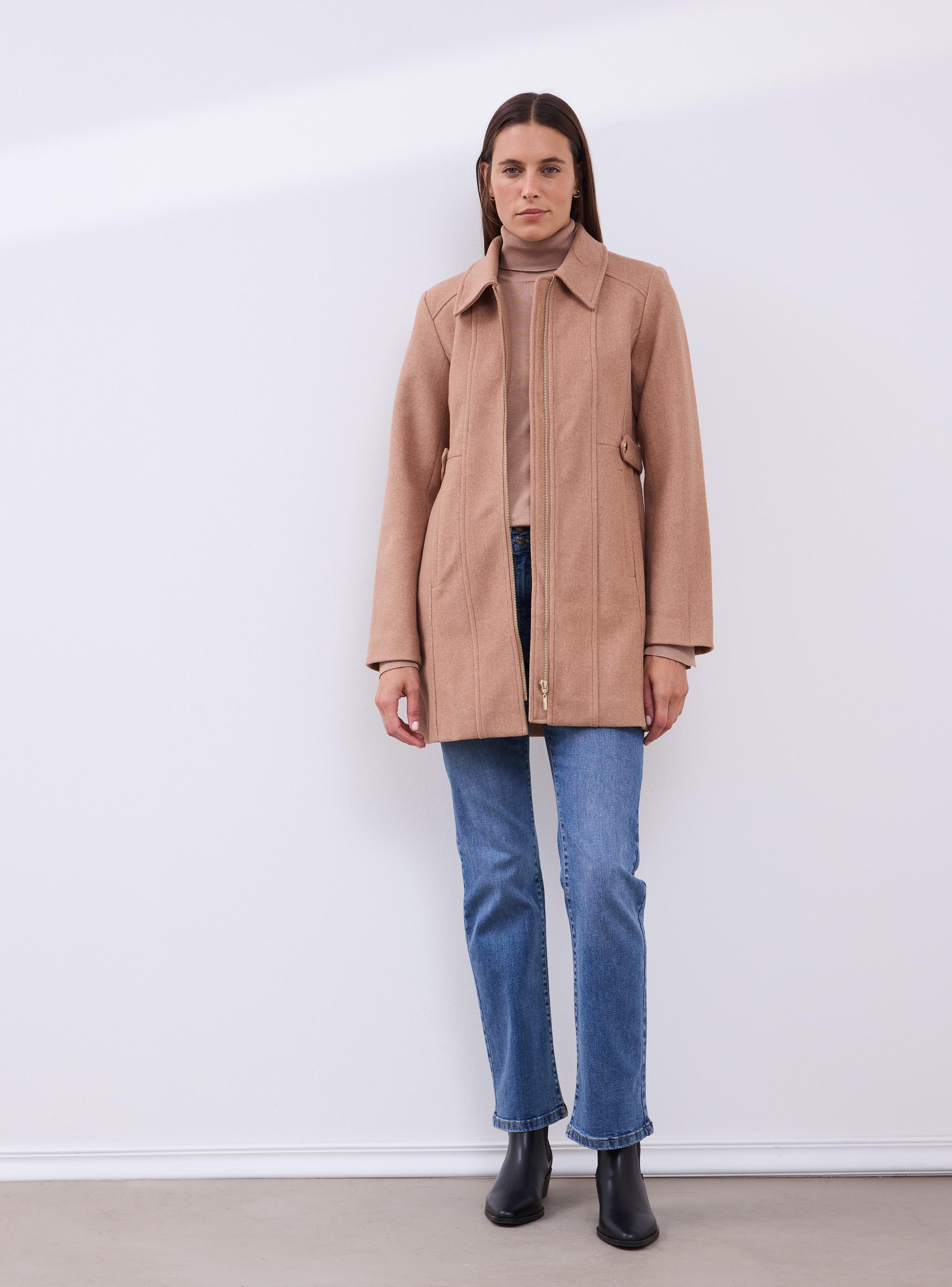 Abrigo Ajustado con Cierre-4