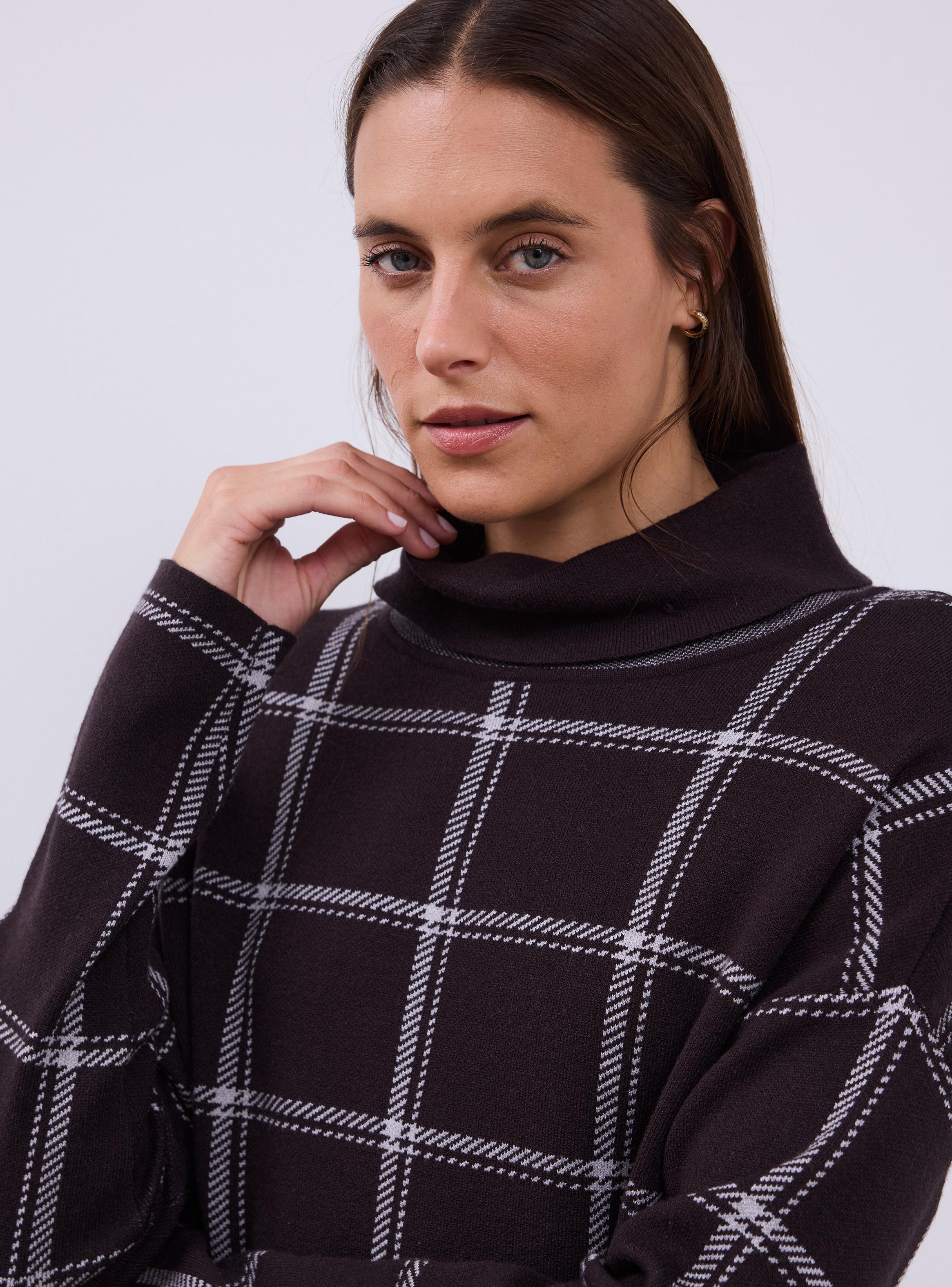 Sweater Cuello Beatle con Cuadros-2