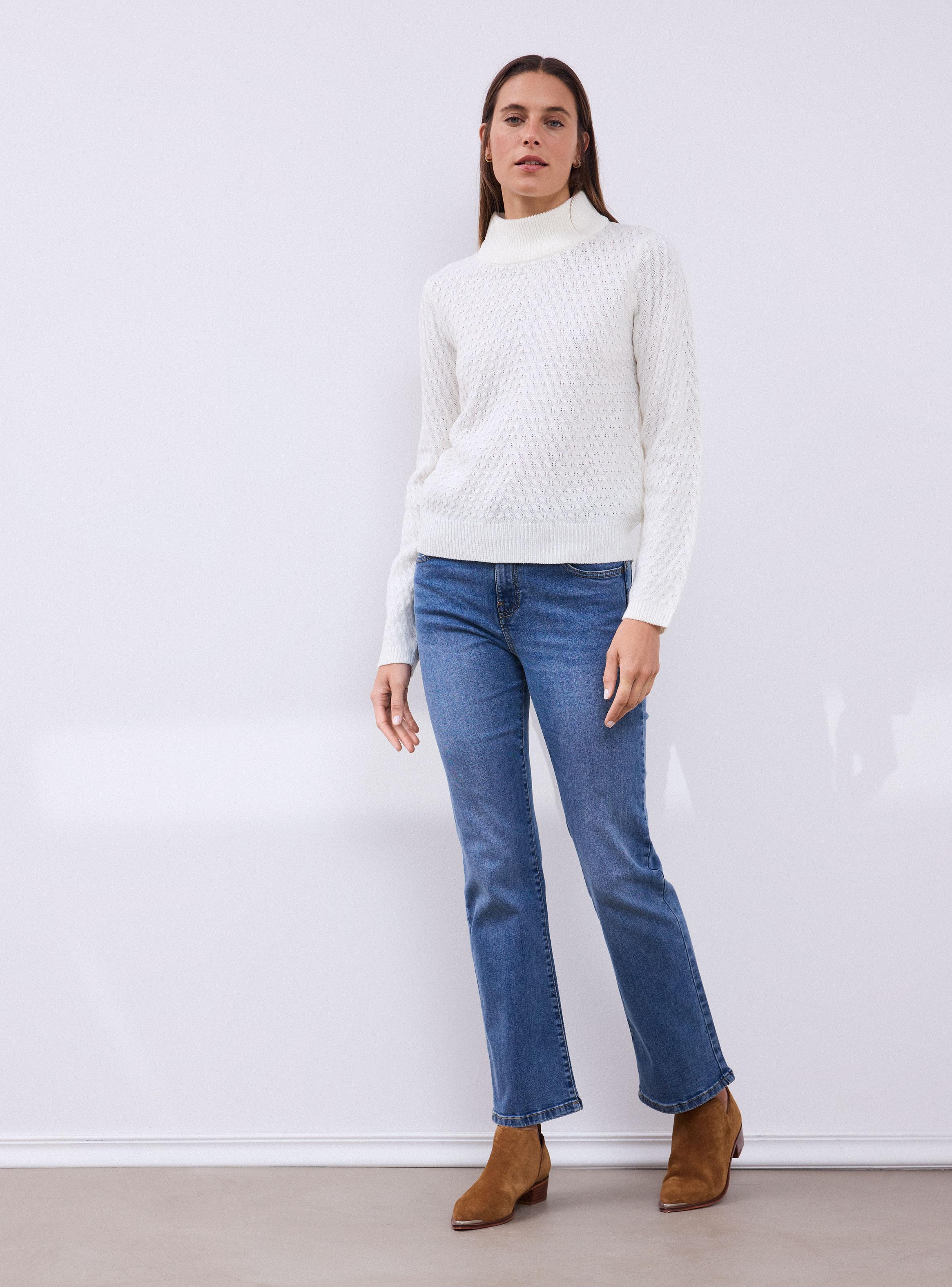 Sweater Cuello Alto con Textura-4