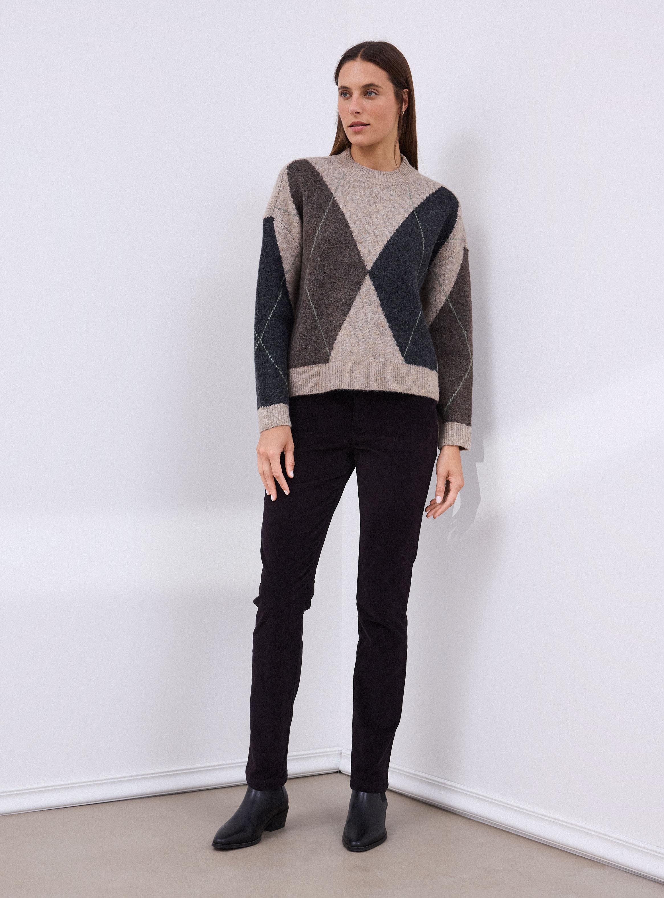 Pantalón de Cotelé Confort Slim Fit-4