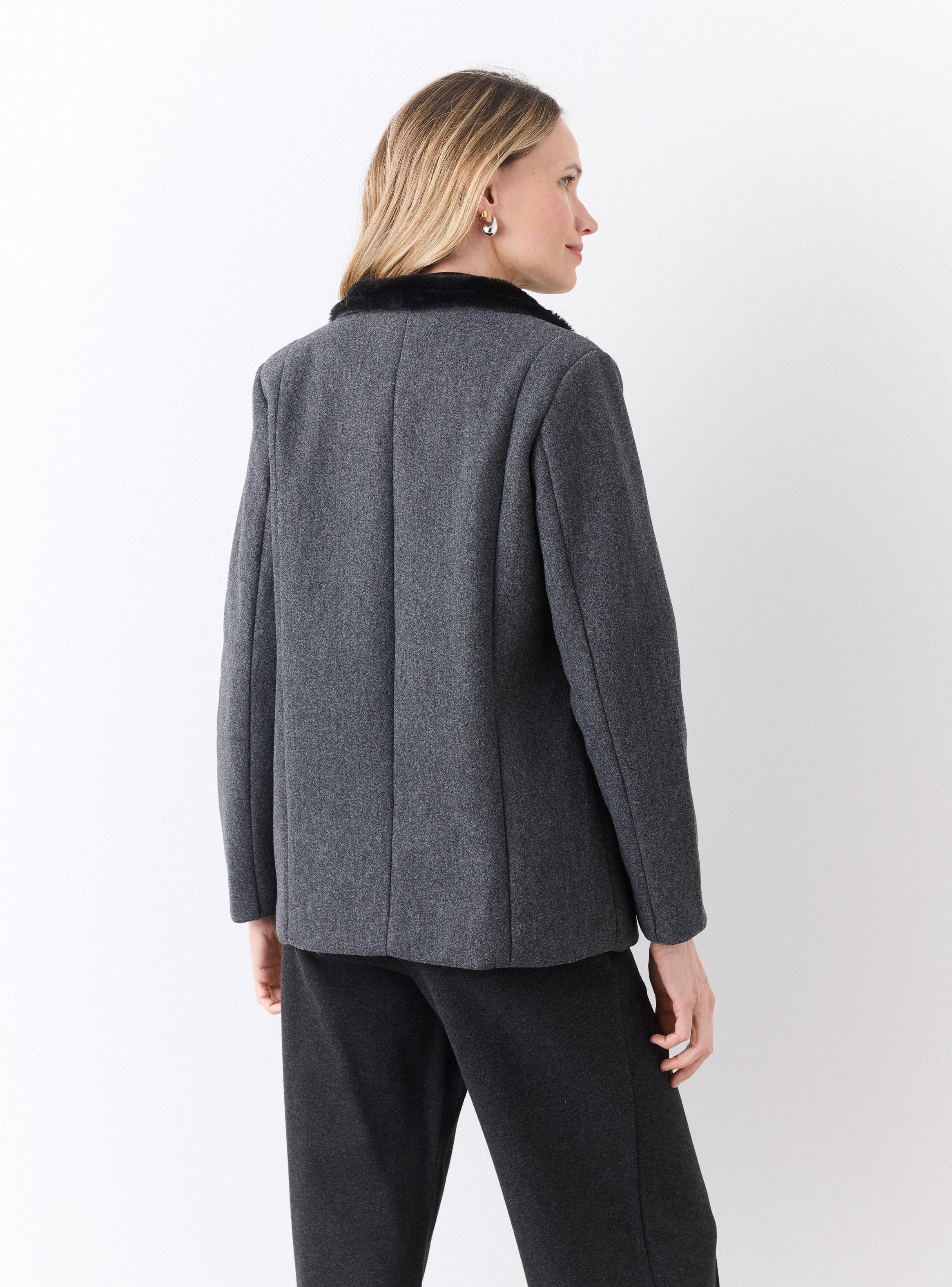 Abrigo Cuello con Piel-1