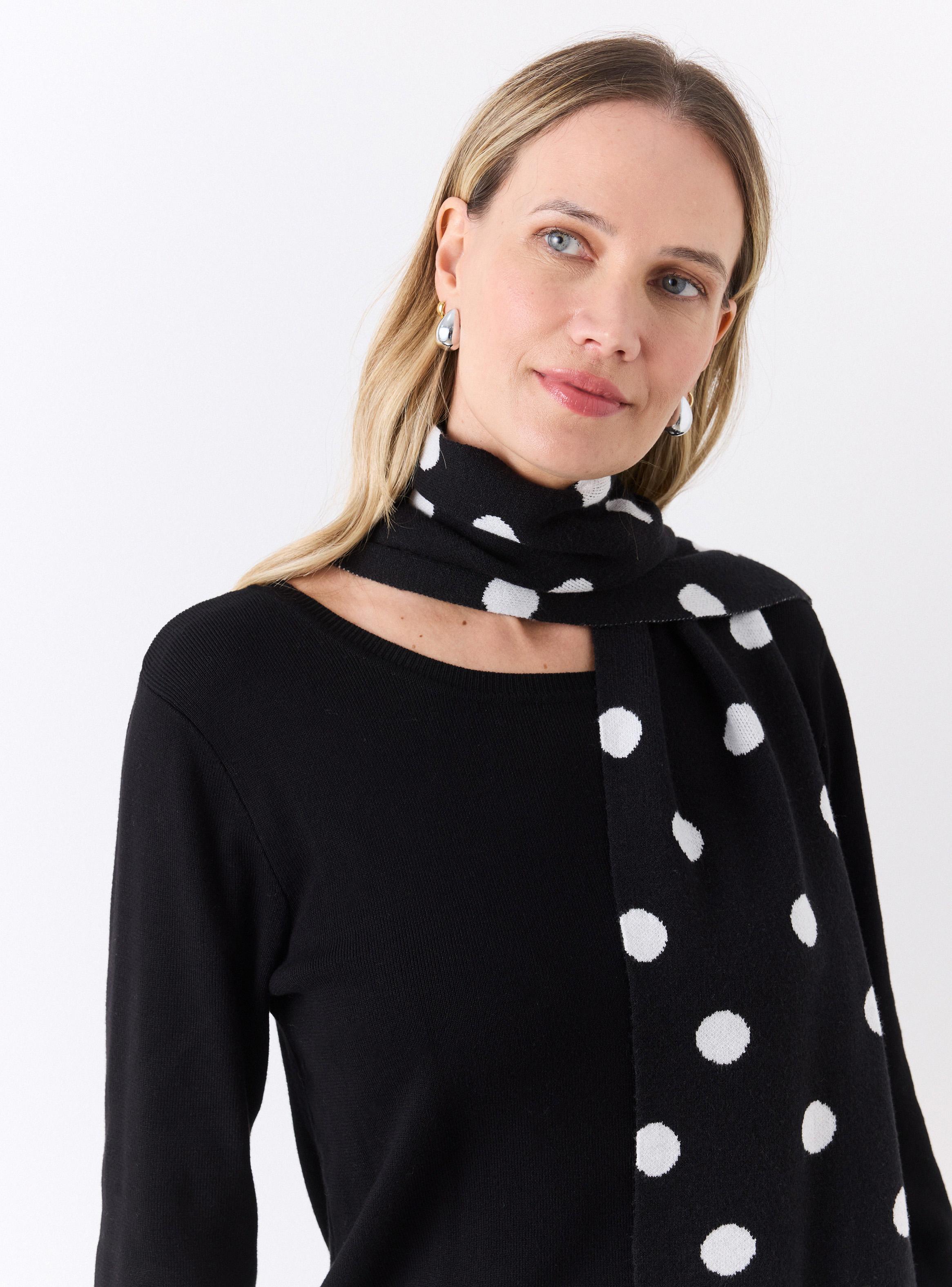 Sweater Cárdigan con Bufanda Dos en Uno Lunares-2