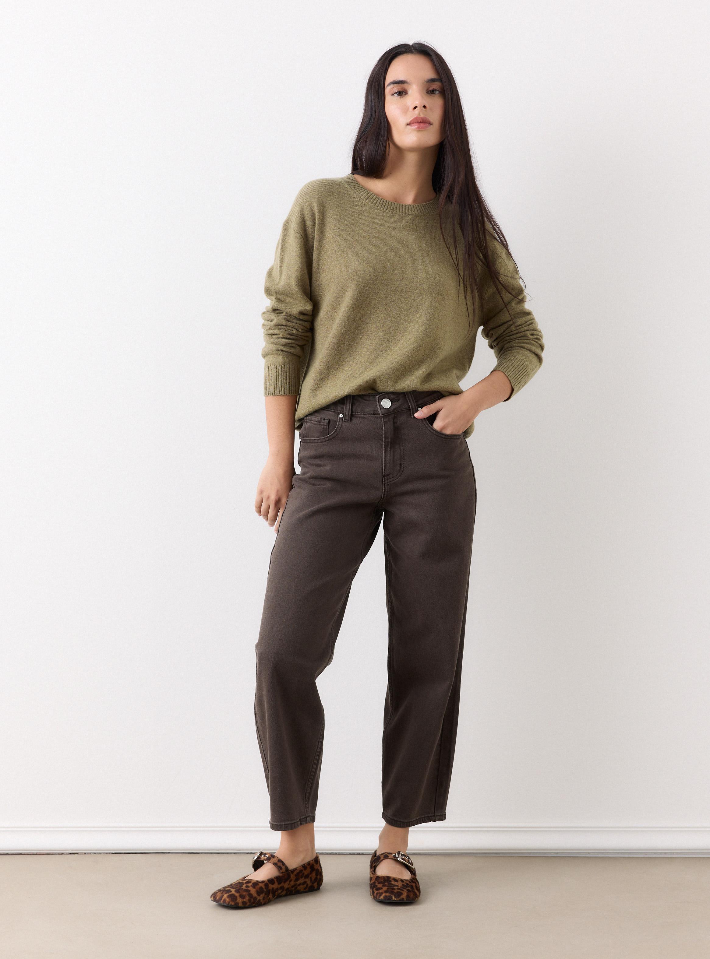 Jeans Tela Comfort Algodón y Elastano Diseño Tapered-4