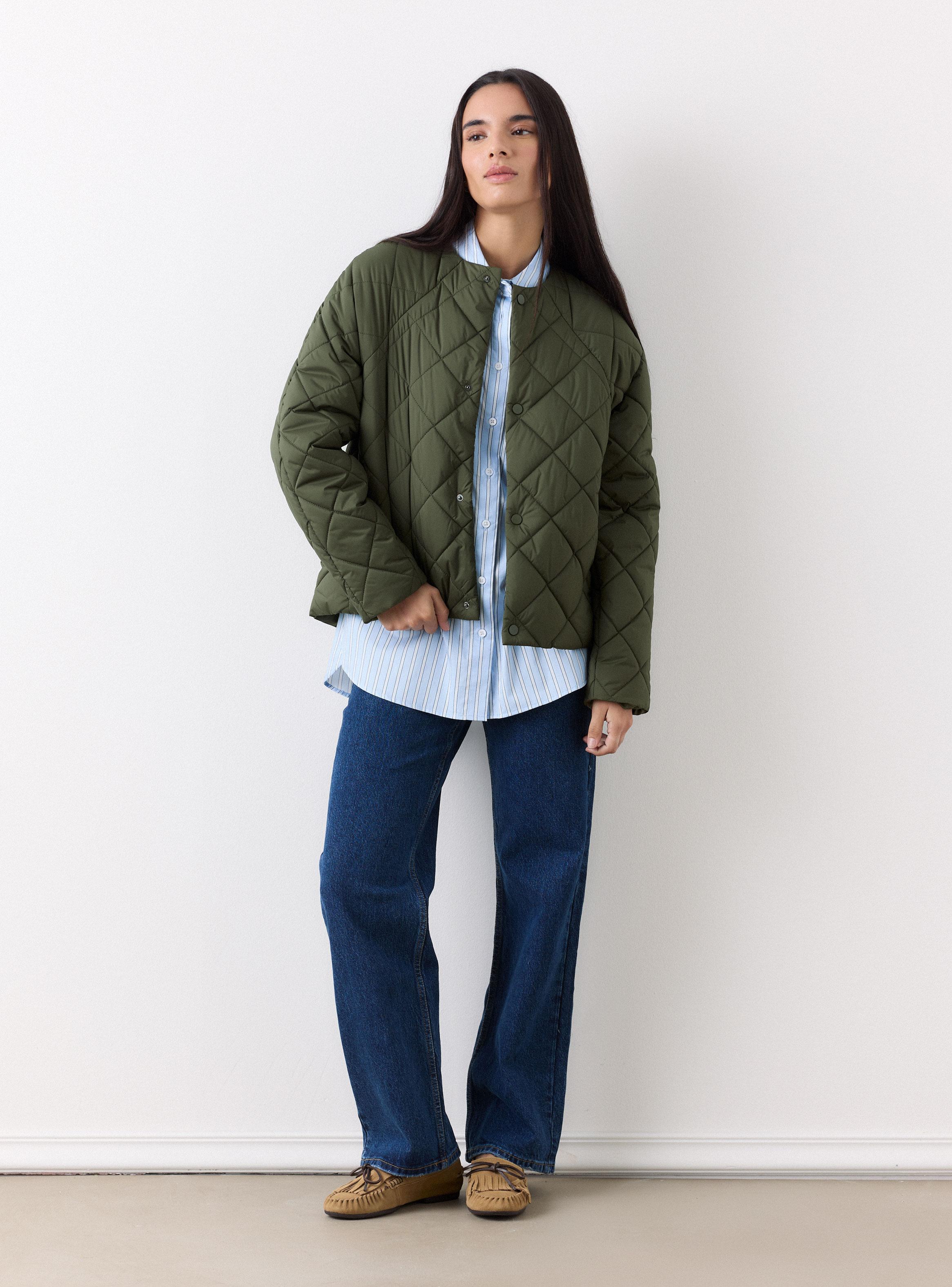 Parka Diseño Acolchado Tipo Diamante Acolchado Liviano-4