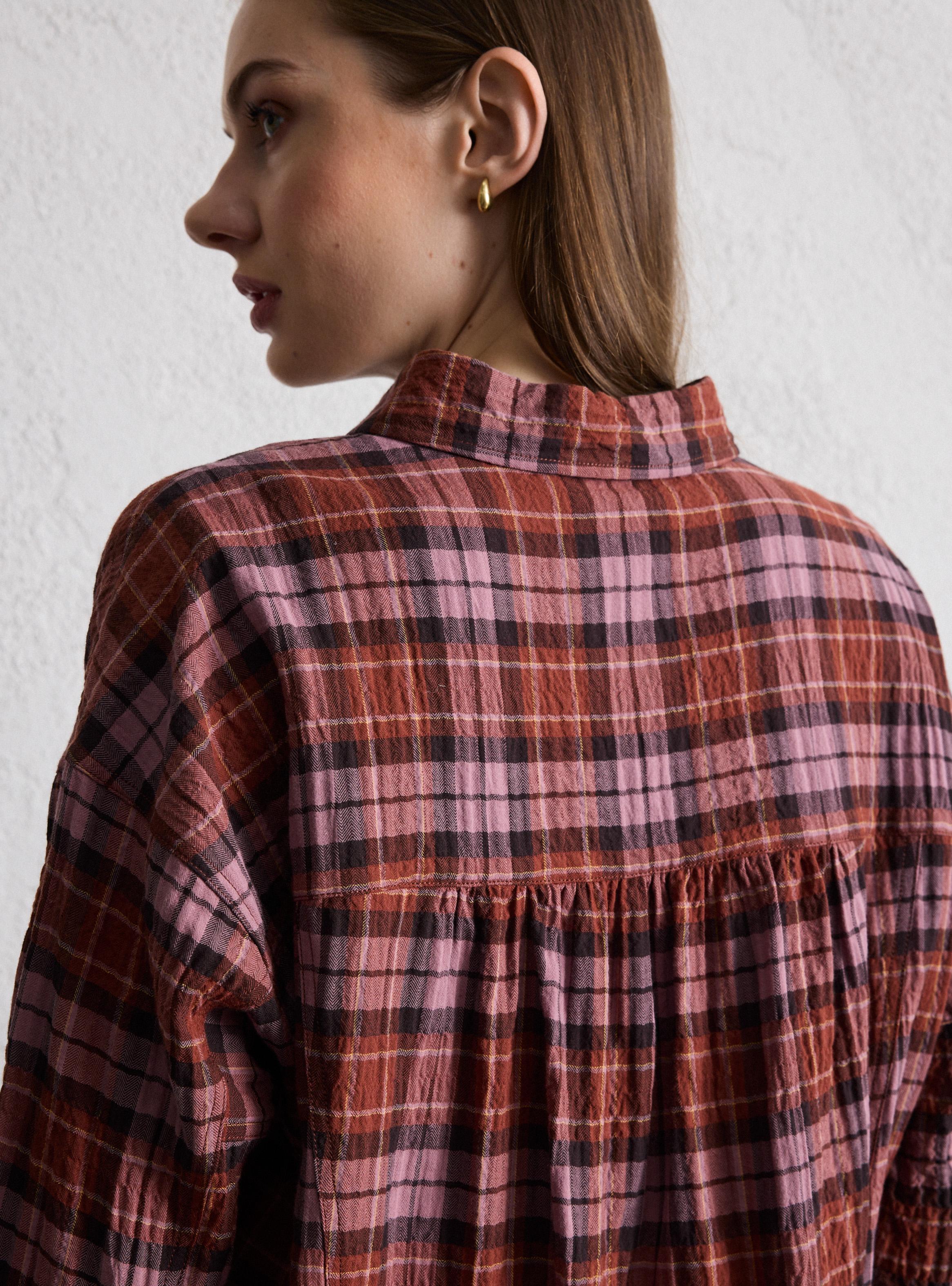 Blusa Cuadrillé con Detalles Internos-3