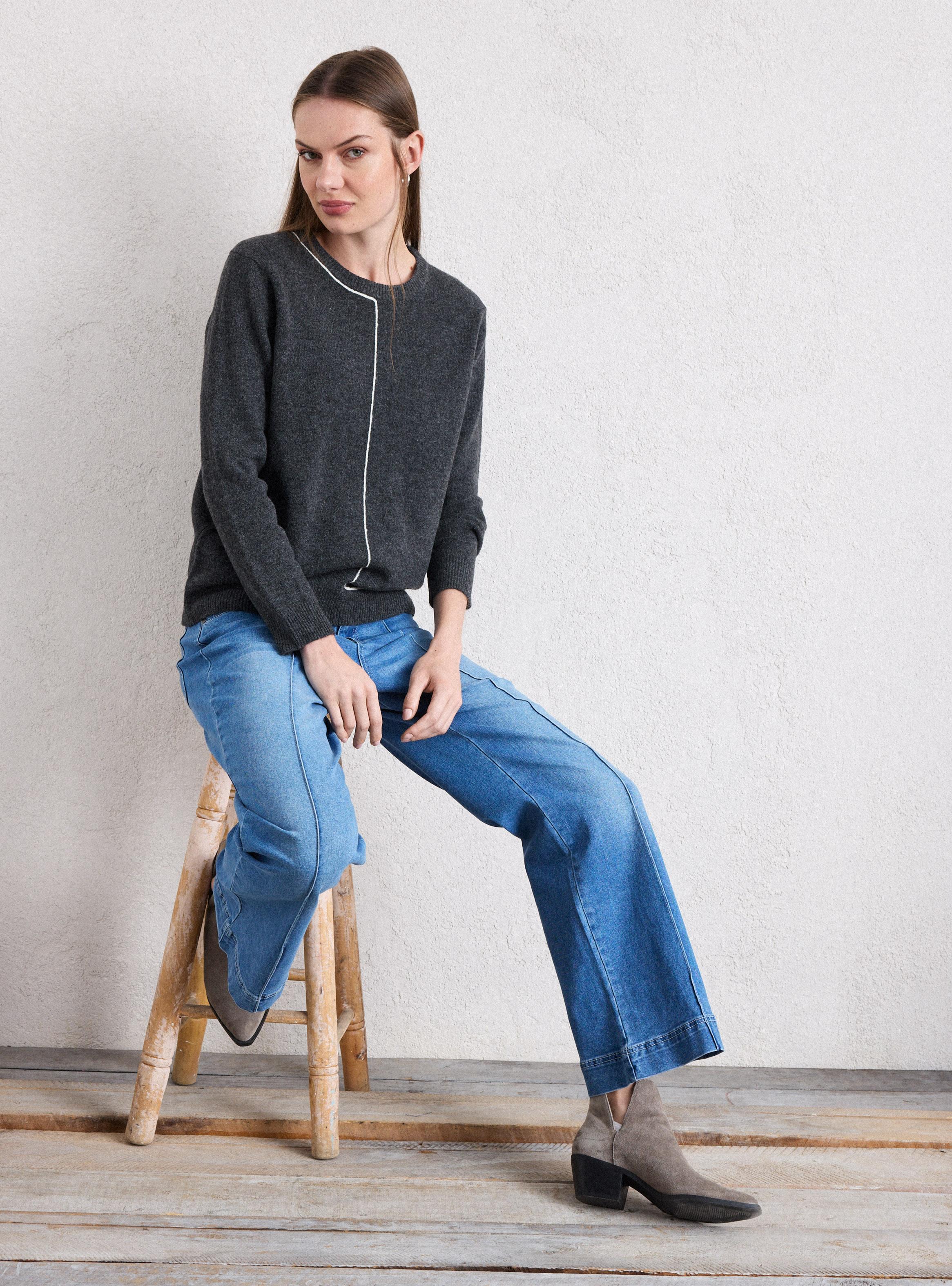 Sweater con Diseño de Línea Contraste-4