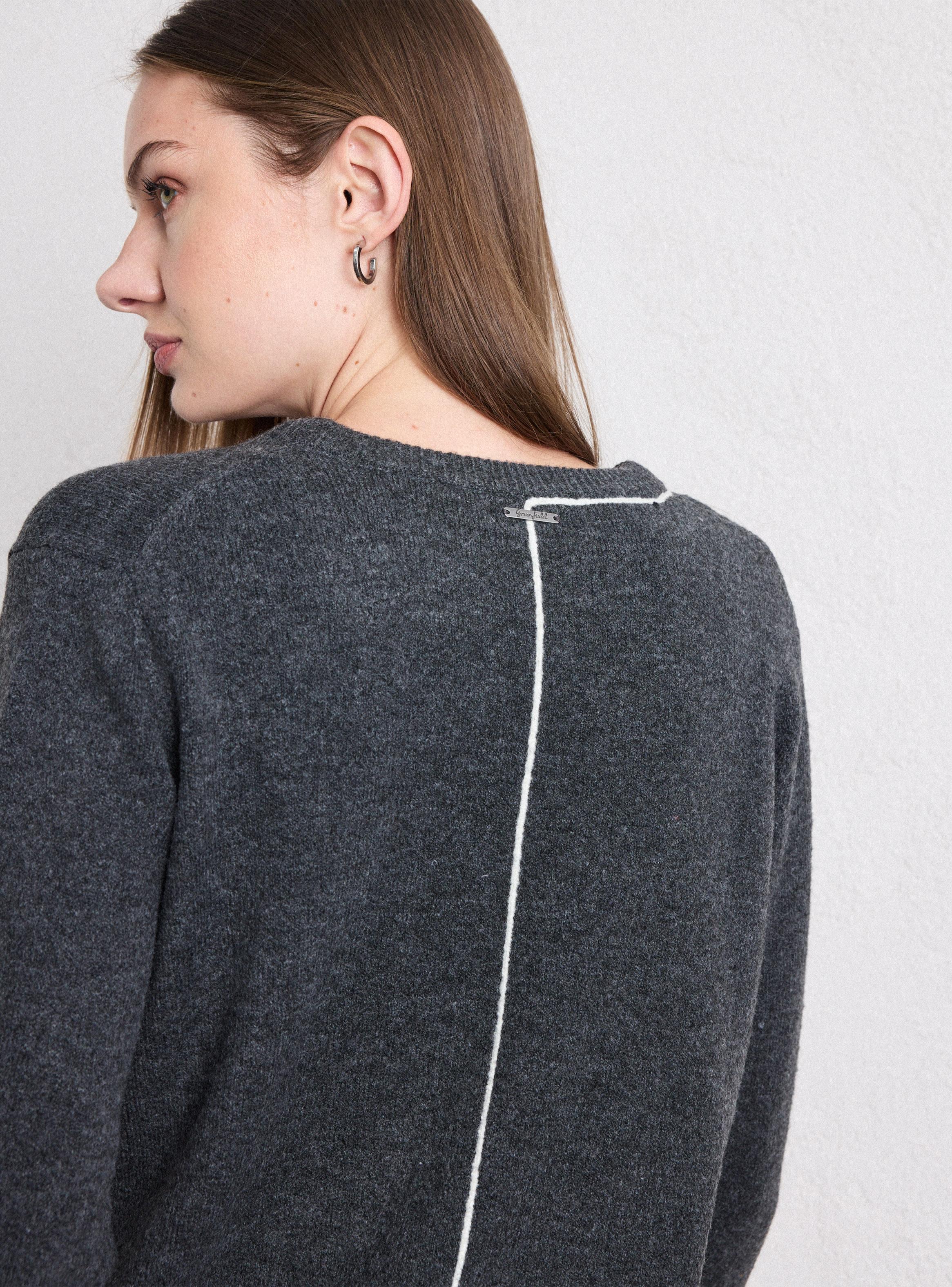 Sweater con Diseño de Línea Contraste-3