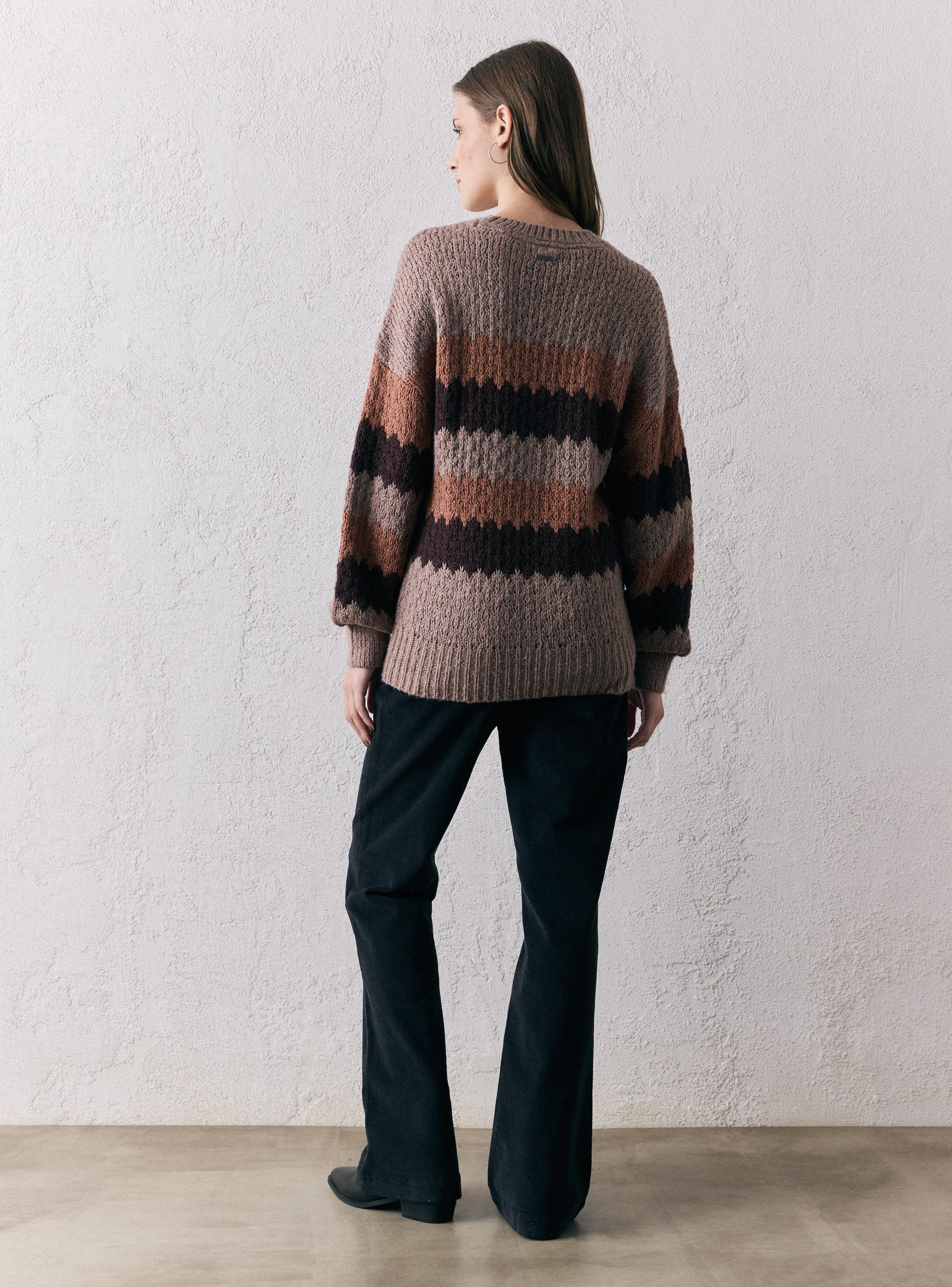 Sweater Listado con Texture en Relieve-5