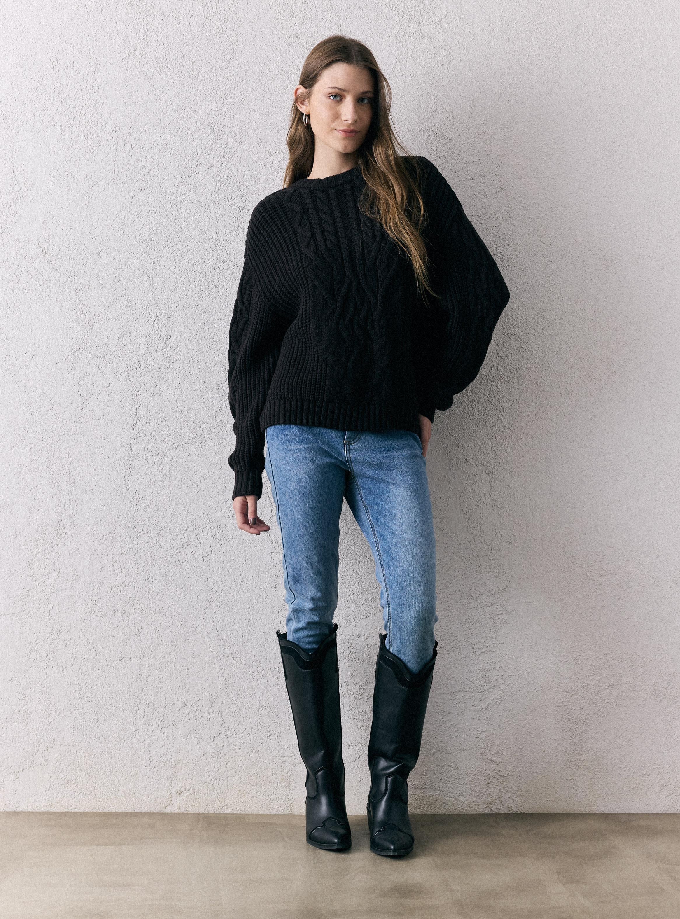 Sweater Trenzado en Delantero-4