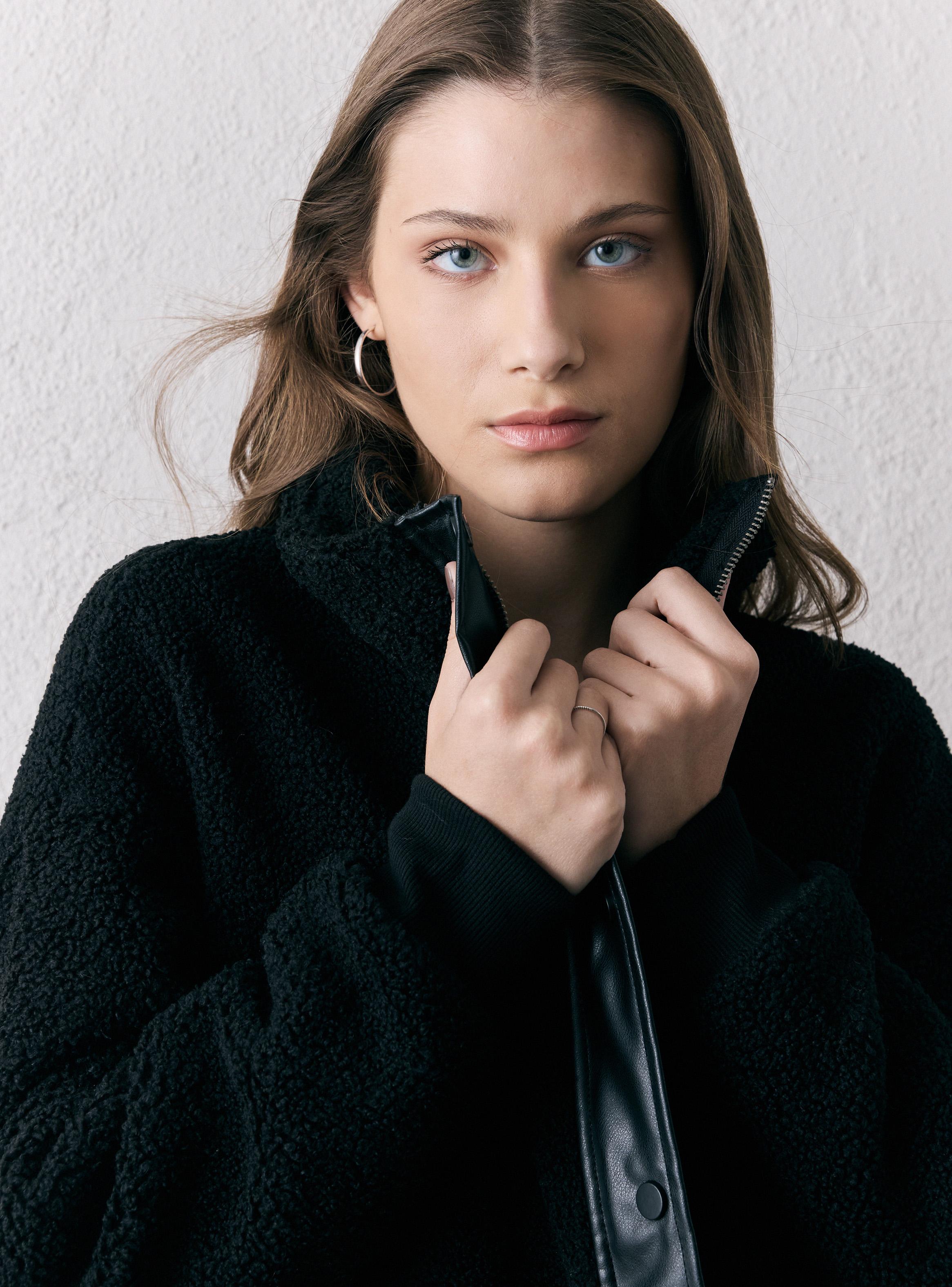 Chaqueta Chiporro Forrado en Polar con Detalles de Pu-3