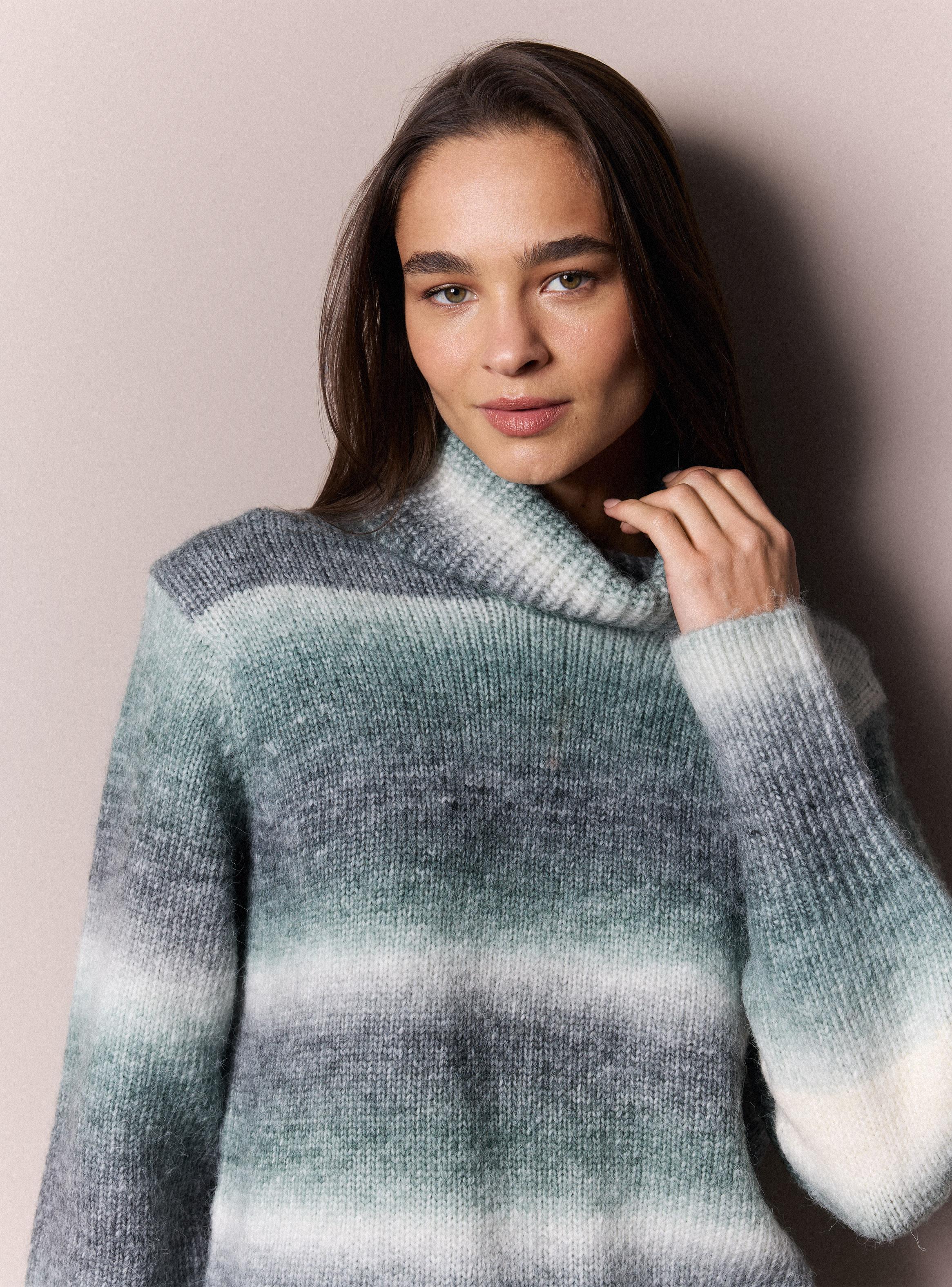 Sweater Cuello Beatle y Diseño Degradado-2