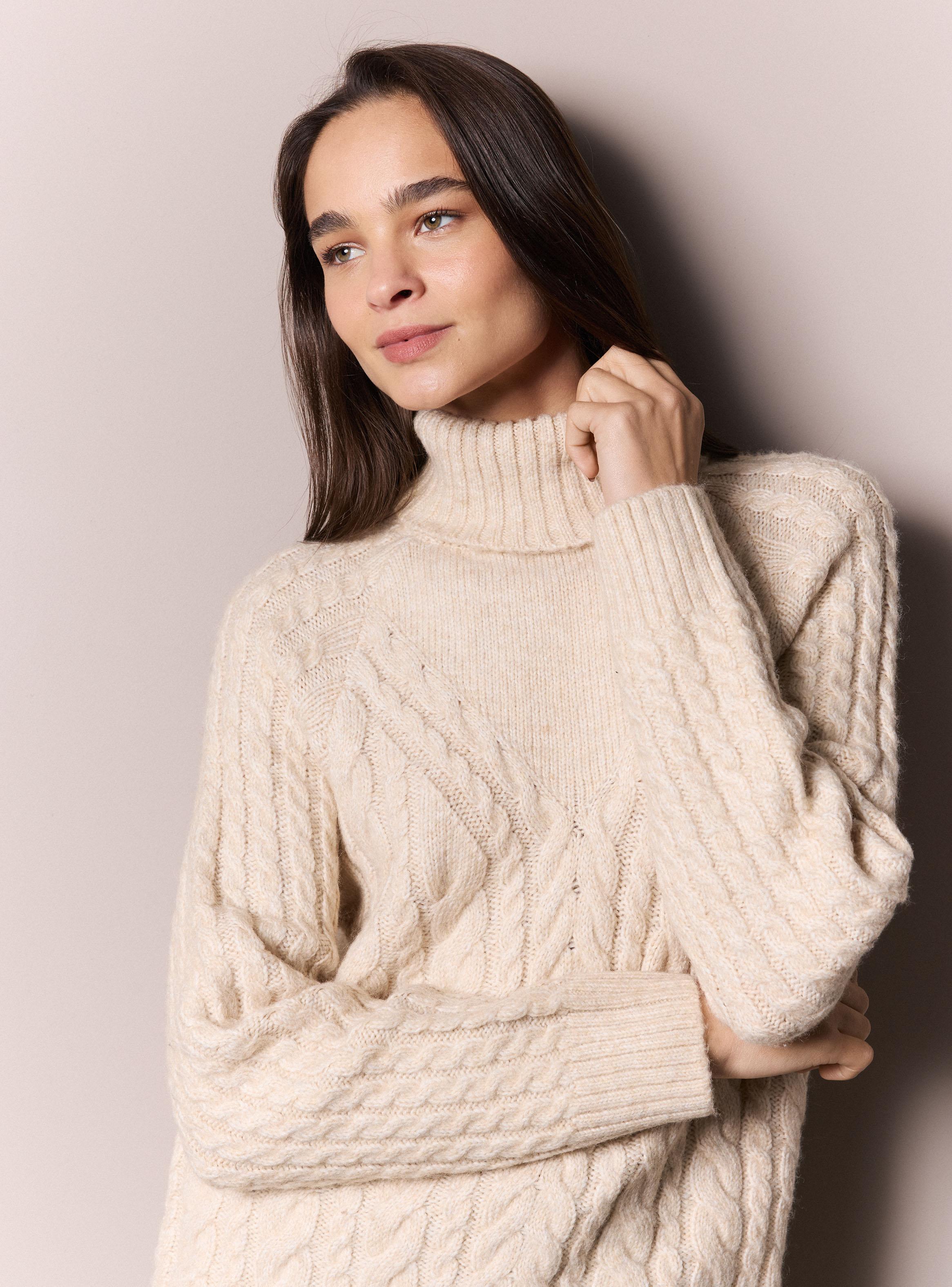 Sweater Tejido Jaspeado con Trenzas-2