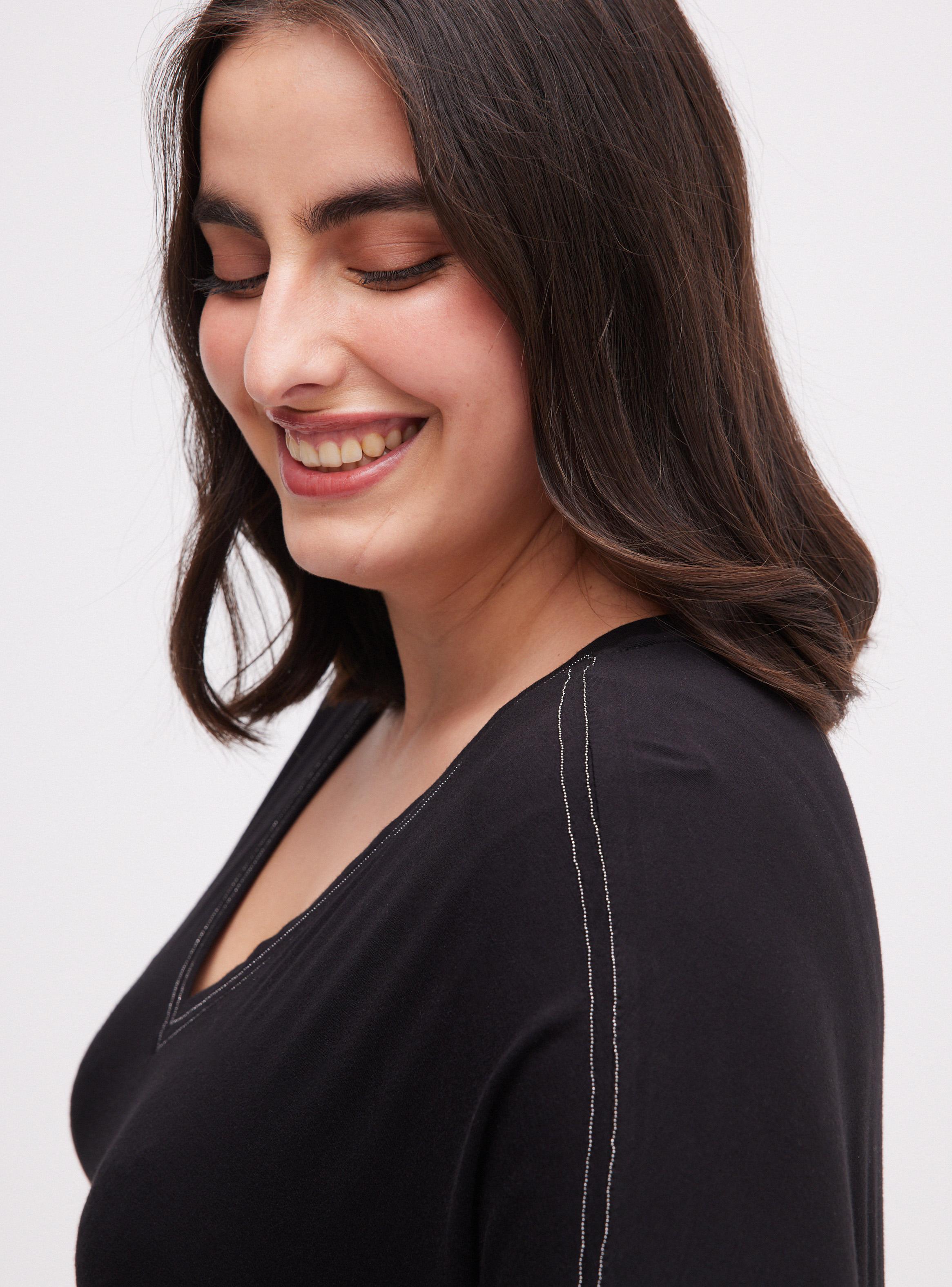 Polera Hombro Caído y Aplicación Cadena-3