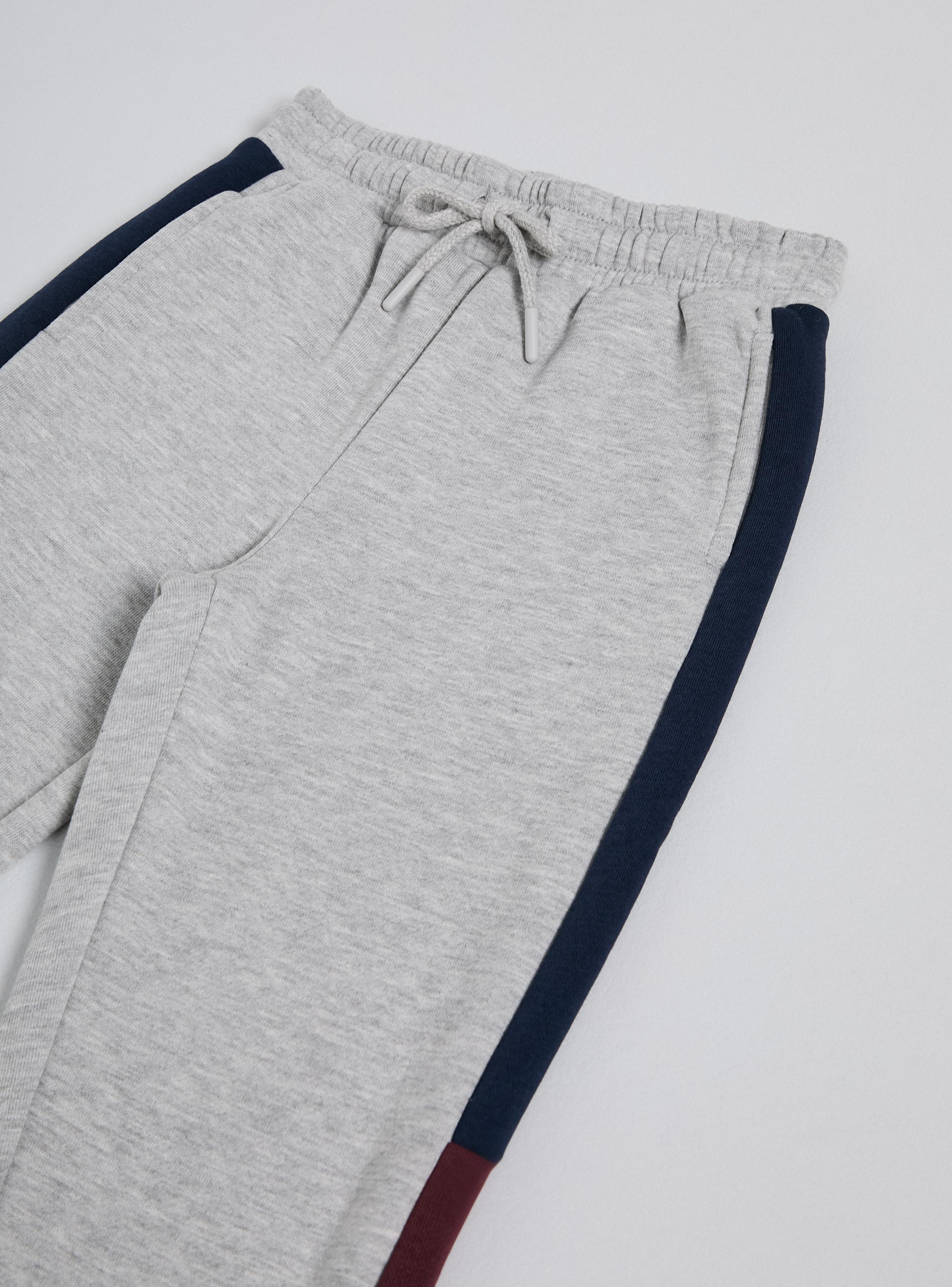 Pantalón Bloques de Color en Costado-2